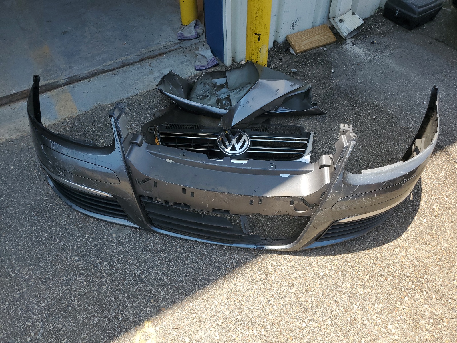 3VWSF81K46M642410 2006 Volkswagen Jetta 2.5 Option Package 1