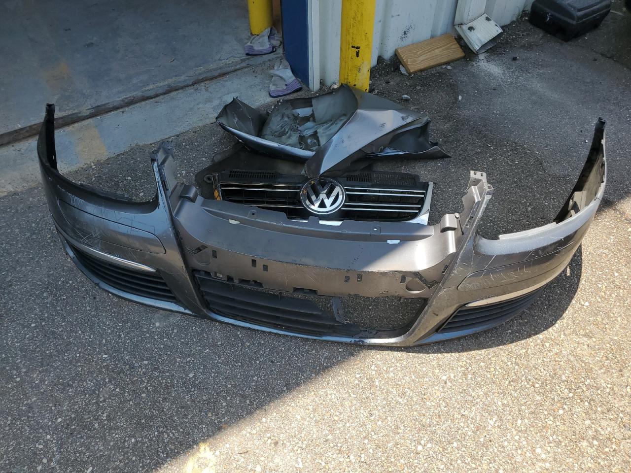 2006 Volkswagen Jetta 2.5 Option Package 1 VIN: 3VWSF81K46M642410 Lot: 63057164