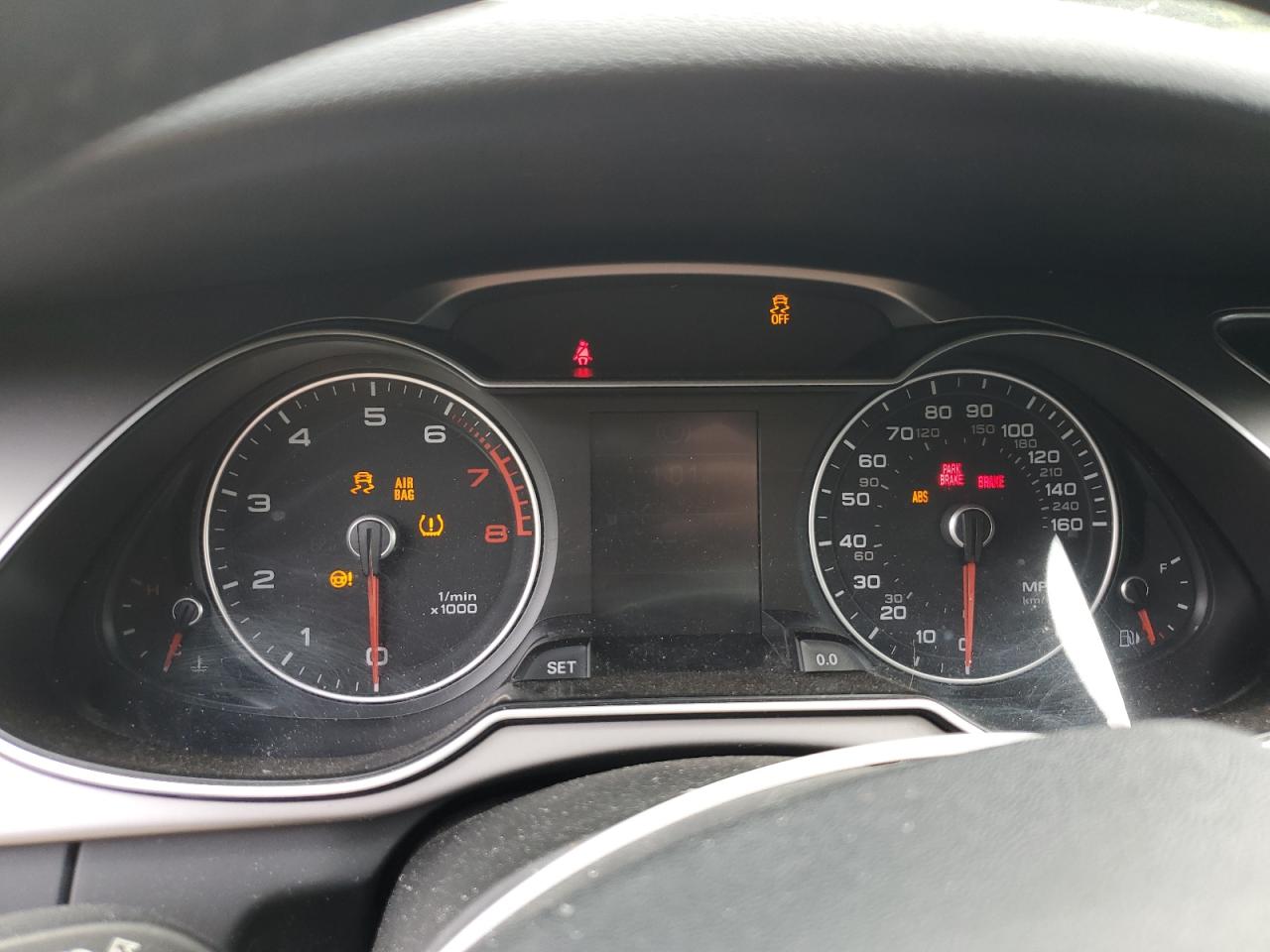 2014 Audi A4 Premium VIN: WAUBFAFLXEN009908 Lot: 64590404