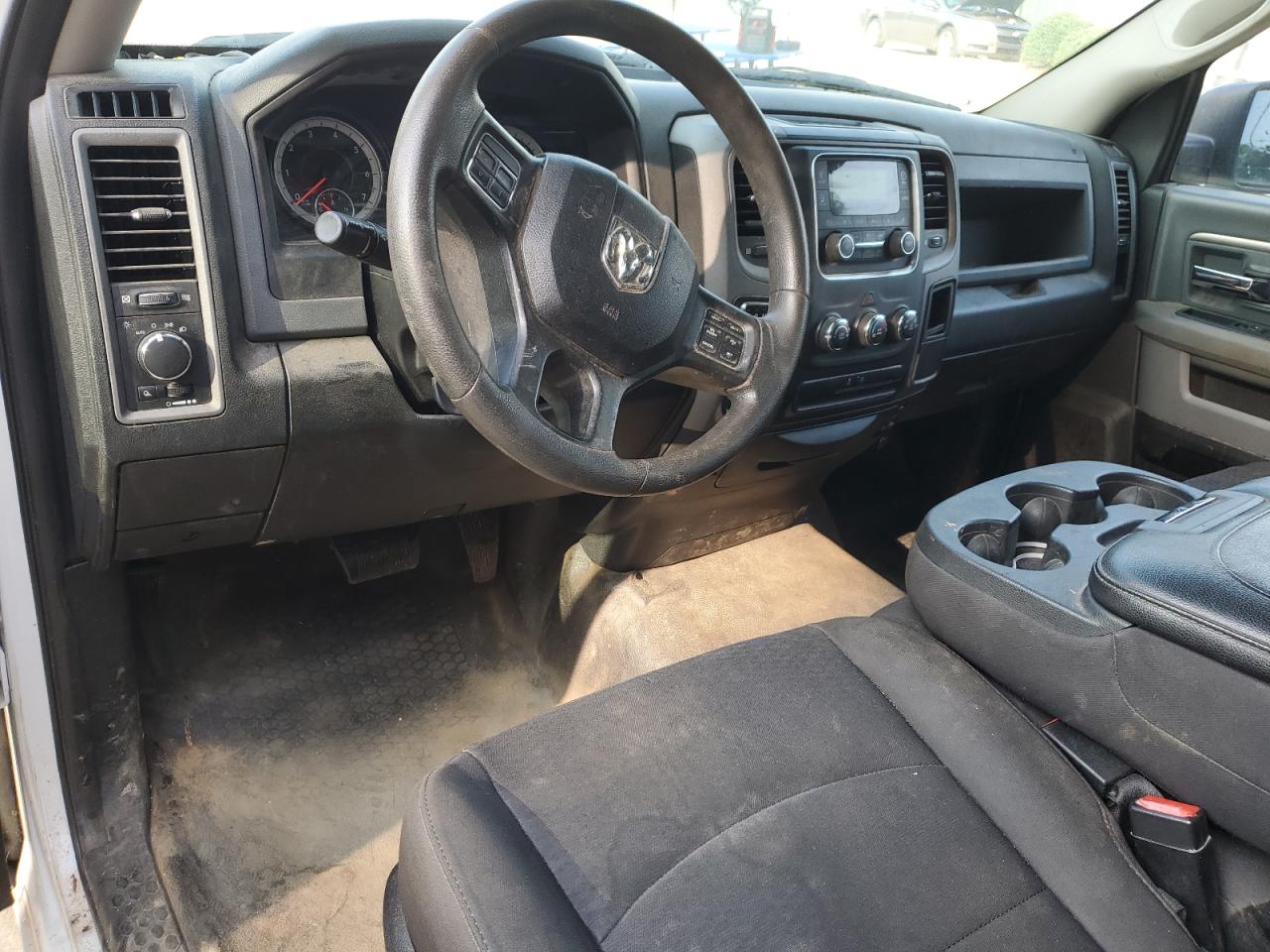 2019 Ram 1500 Classic Tradesman VIN: 3C6JR6DT9KG546898 Lot: 65031604