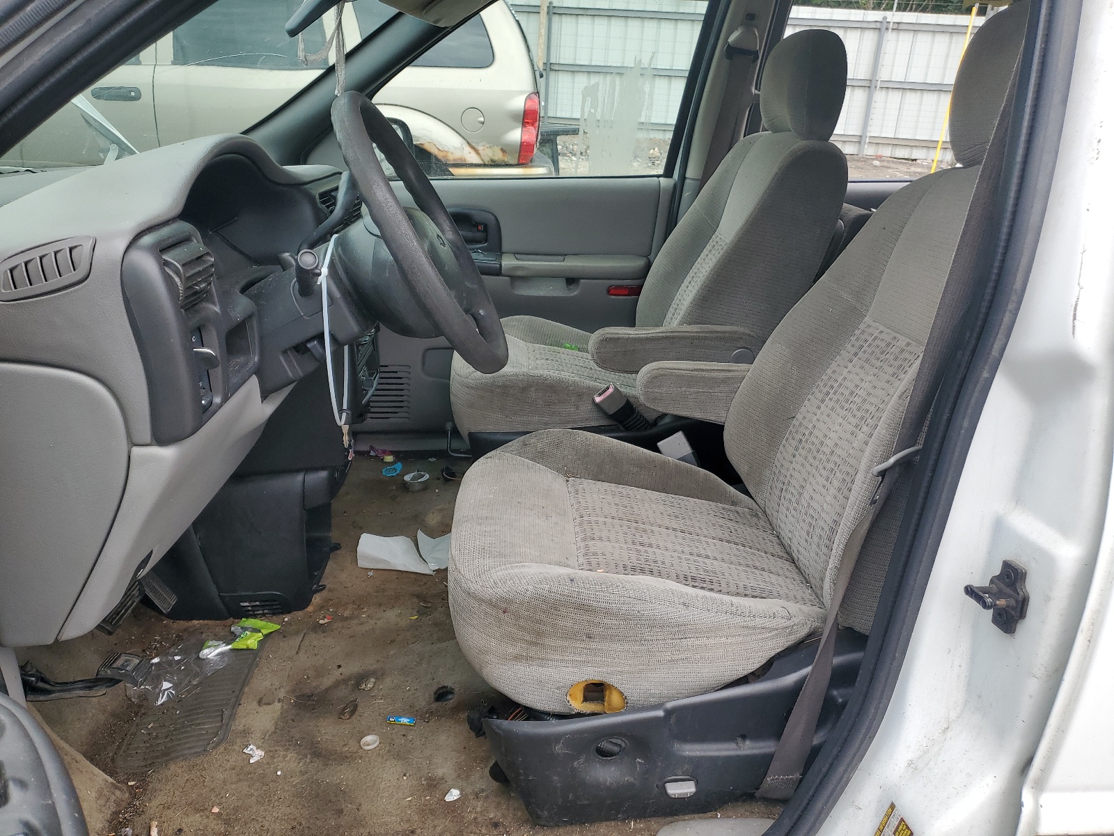 1GNDX03E54D185883 2004 Chevrolet Venture