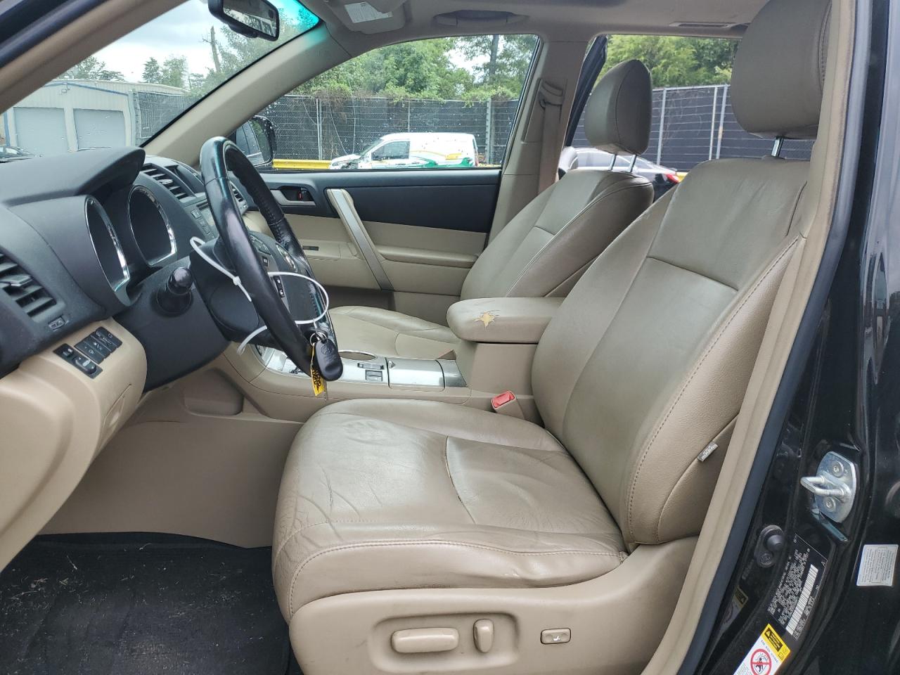 2012 Toyota Highlander Base VIN: 5TDBK3EH5CS098611 Lot: 64566594