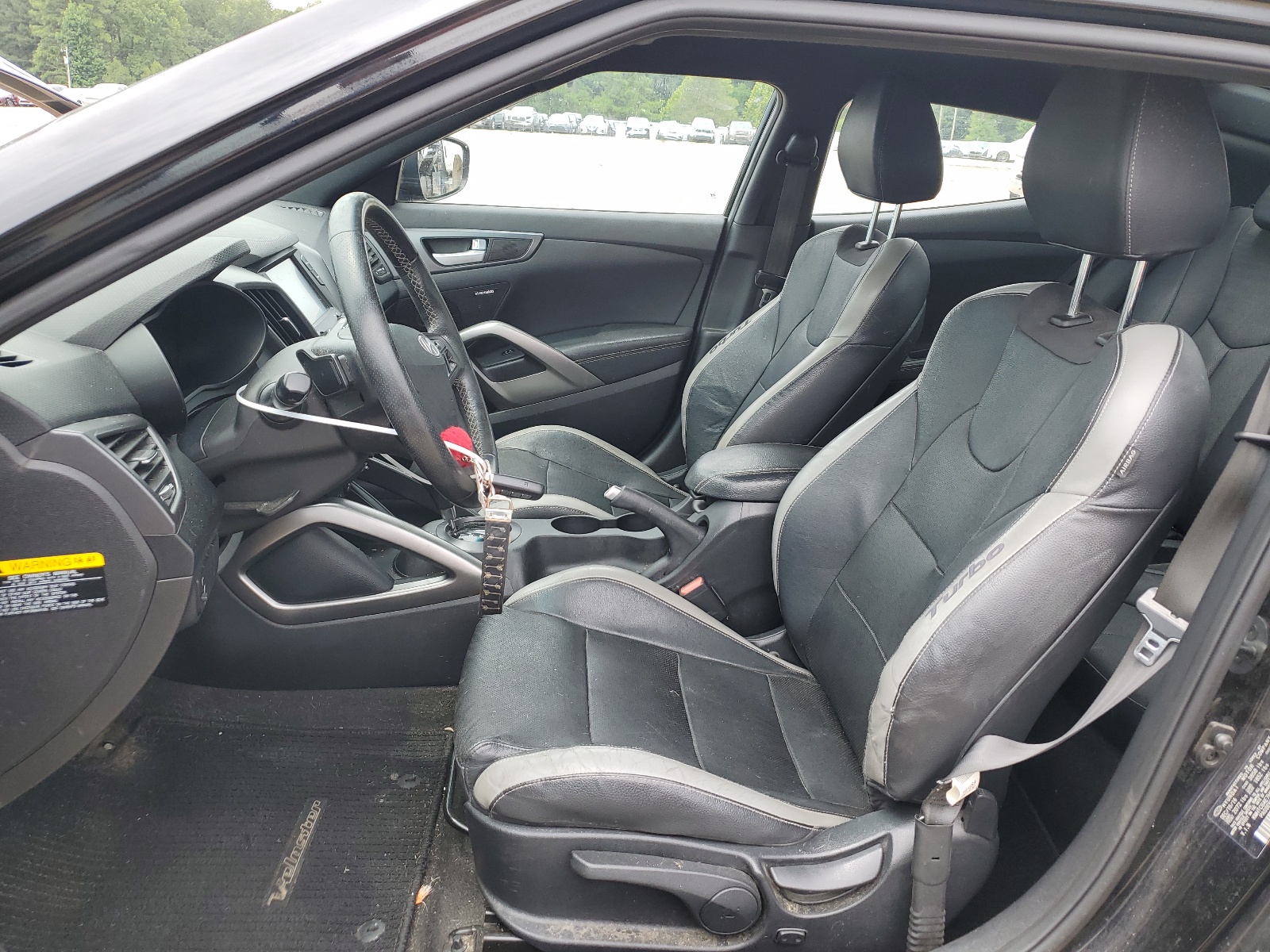 KMHTC6AE7HU313399 2017 Hyundai Veloster Turbo