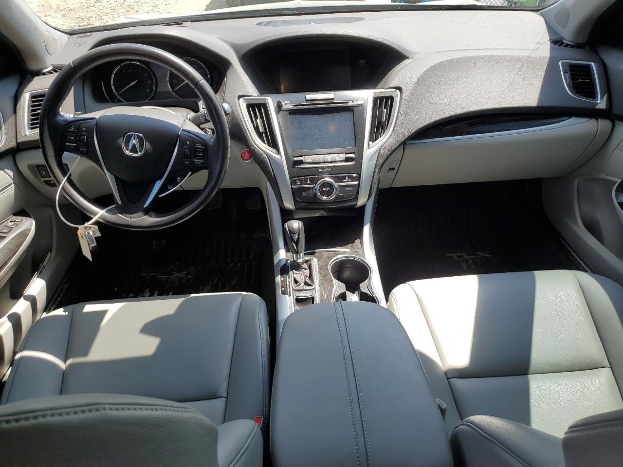 19UUB1F39JA008839 2018 Acura Tlx