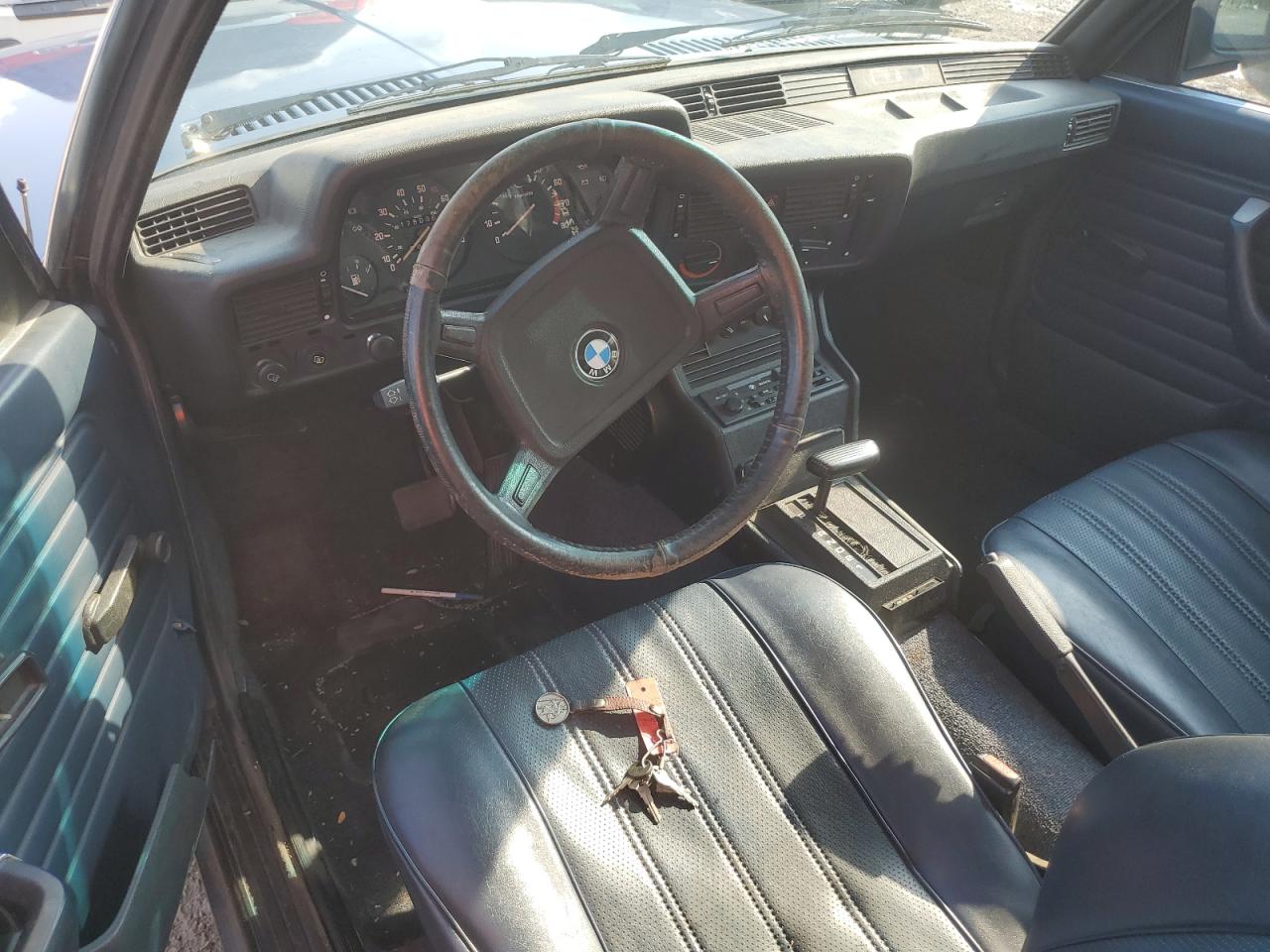 WBAAG4302B8062245 1981 BMW 320 I Automatic