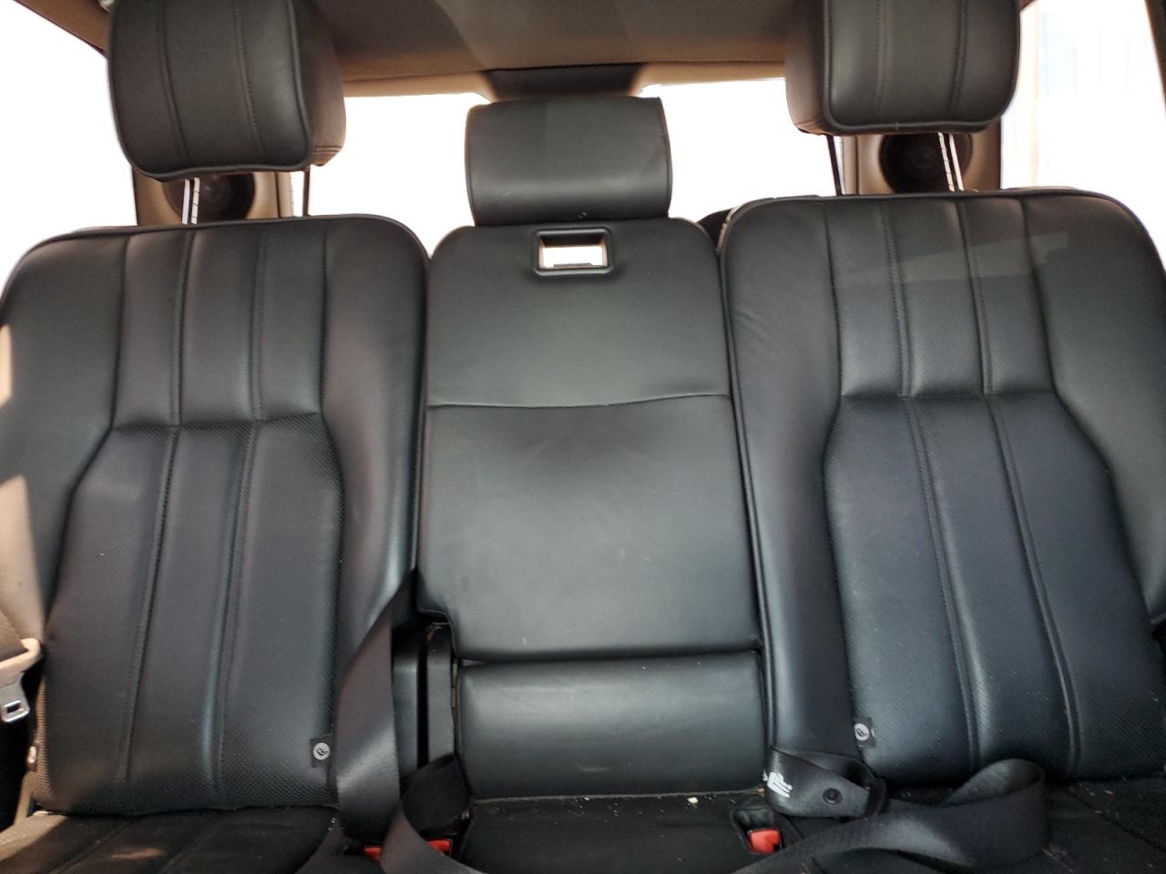 2011 Land Rover Range Rover Hse Luxury VIN: SALMF1D44BA329390 Lot: 61725304