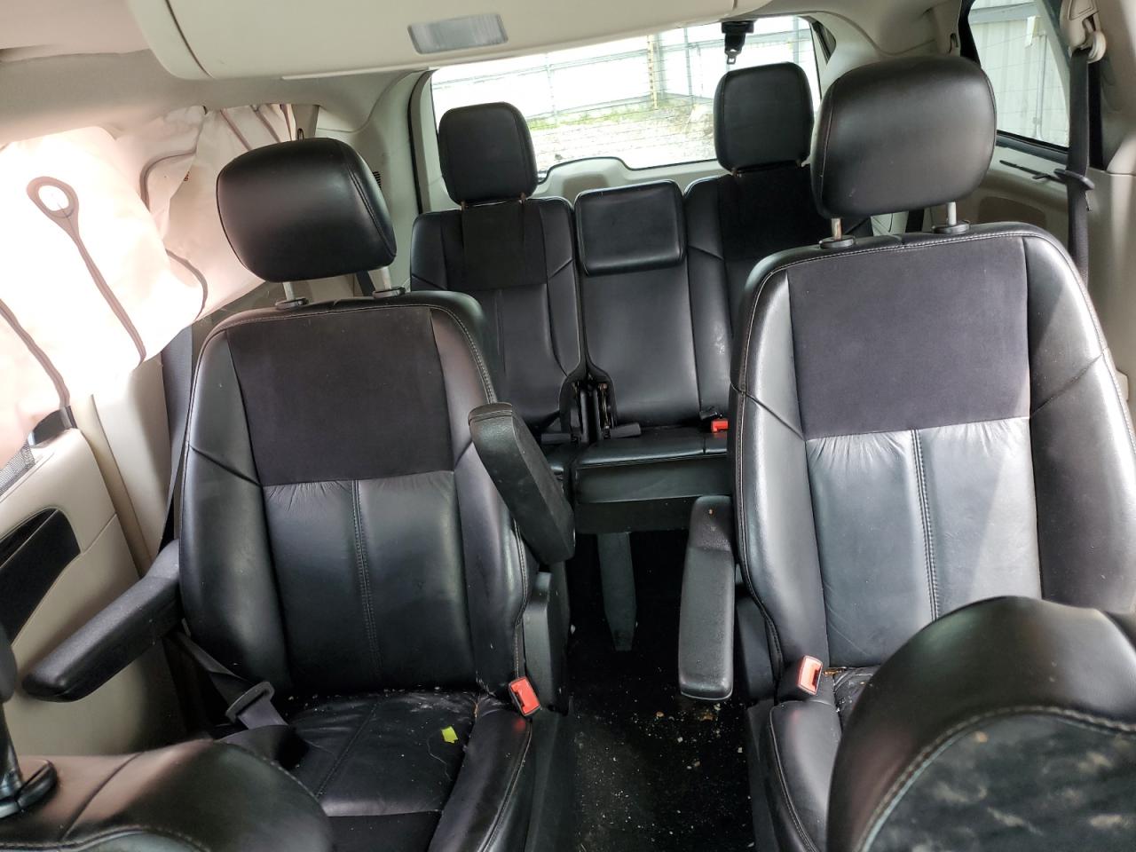 2012 Chrysler Town & Country Limited VIN: 2C4RC1GG0CR135593 Lot: 62389484