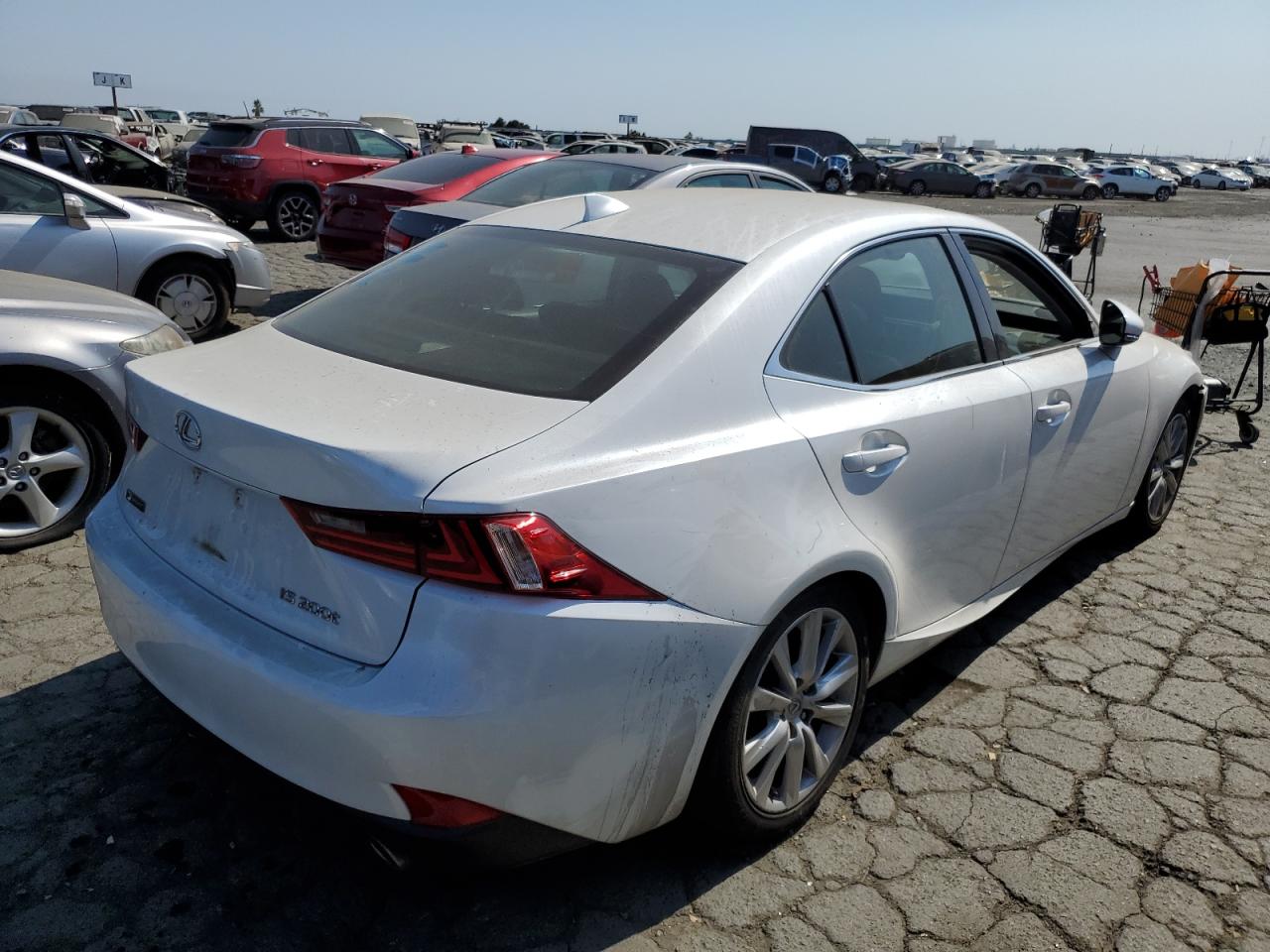 2016 Lexus IS - Image 3