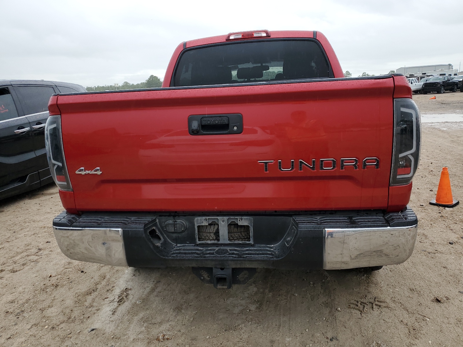 5TFDW5F10FX418880 2015 Toyota Tundra Crewmax Sr5