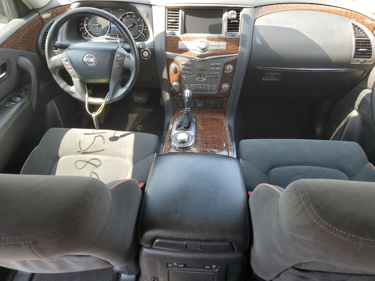 JN8AY2NC0J9553261 2018 Nissan Armada Sv