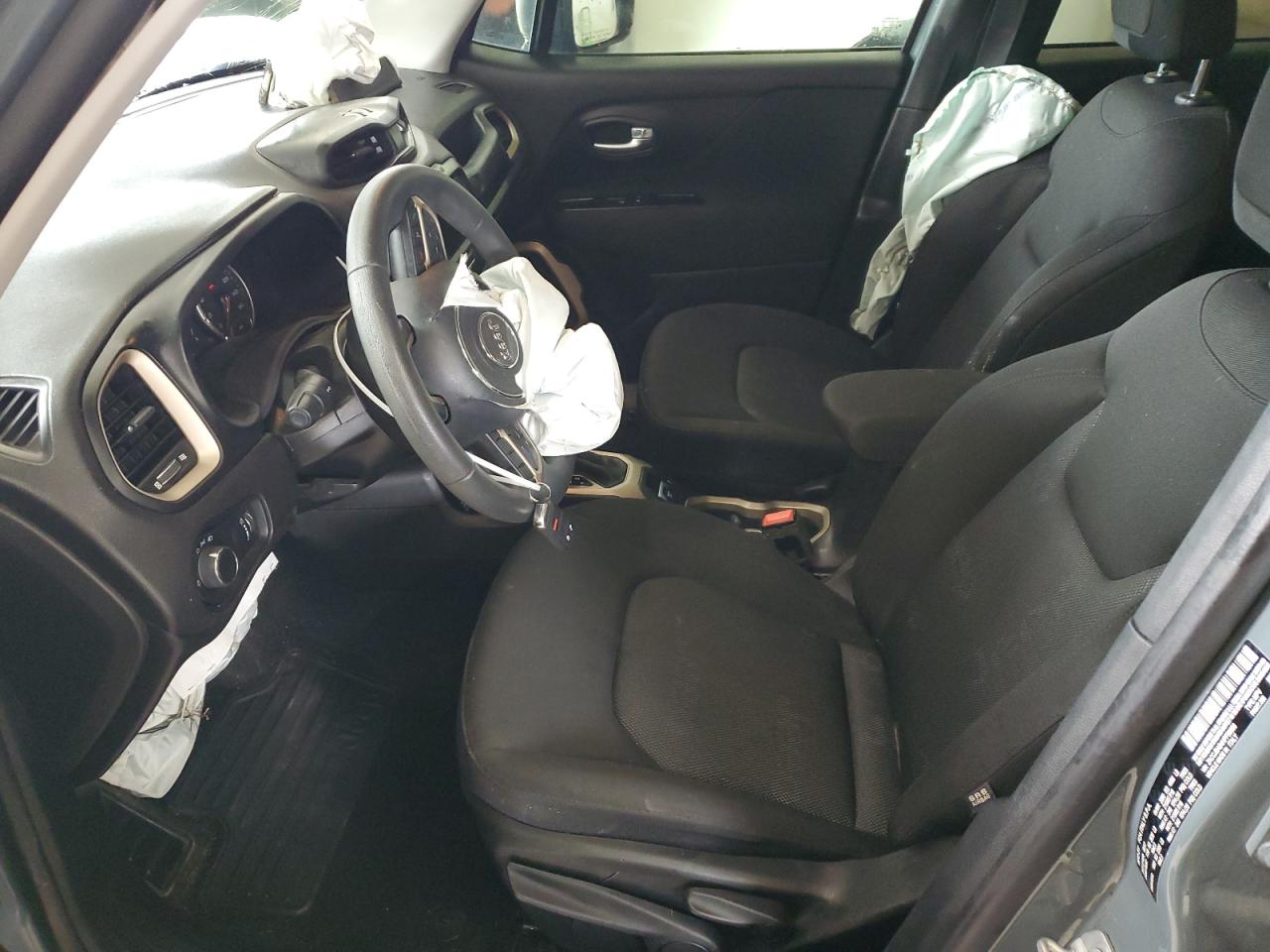 2017 Jeep Renegade Sport VIN: ZACCJBAB4HPF90568 Lot: 64081864