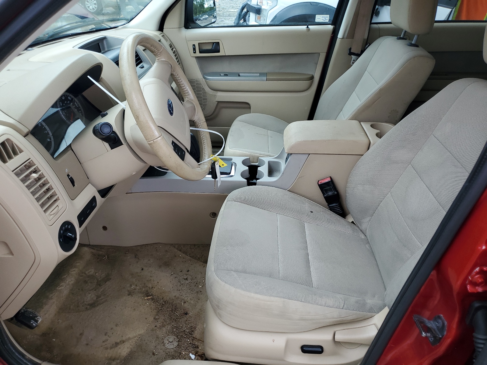 1FMCU9D71BKA04719 2011 Ford Escape Xlt