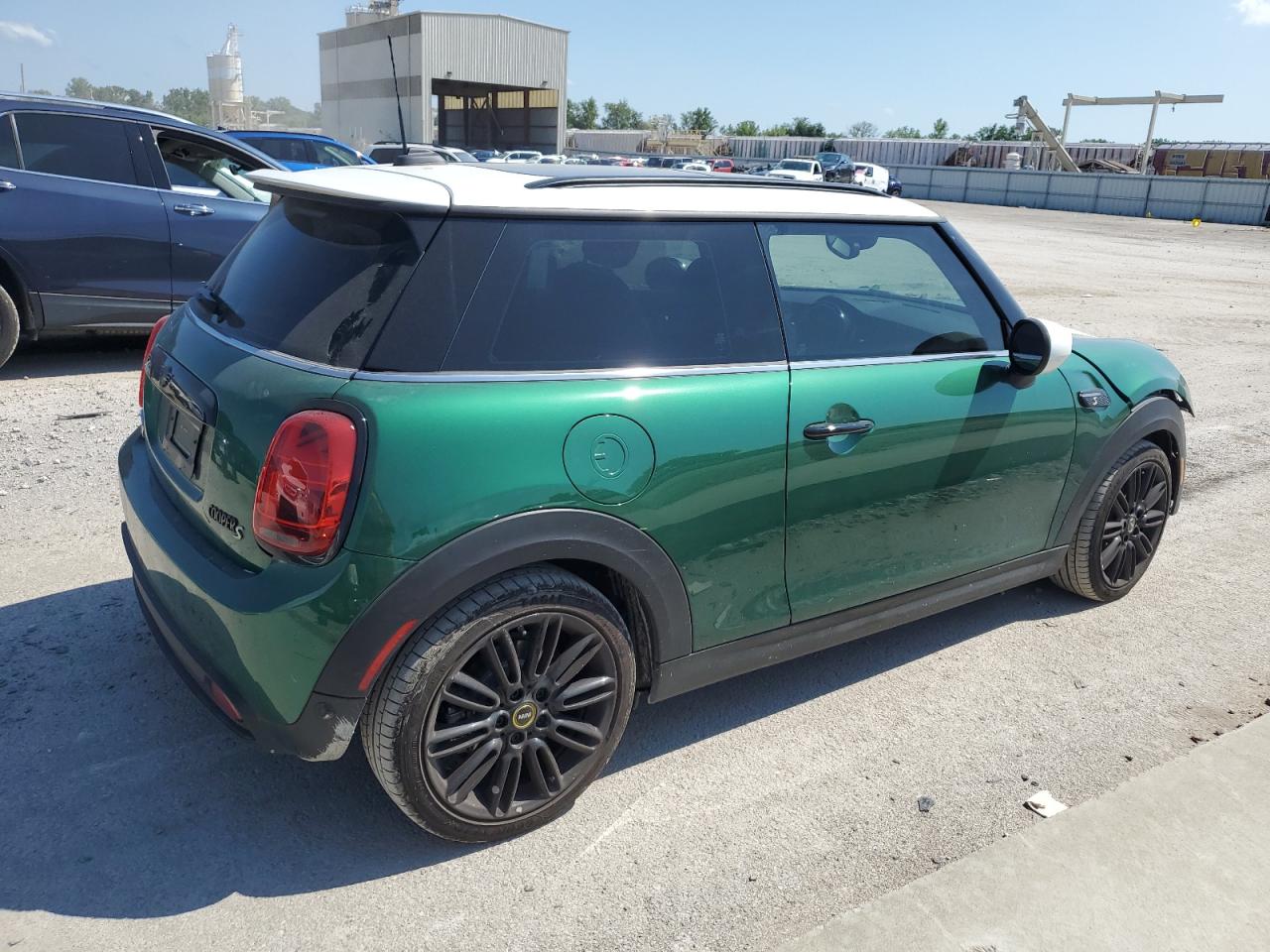 WMW13DJ0XR2V44974 MINI Cooper SE 3