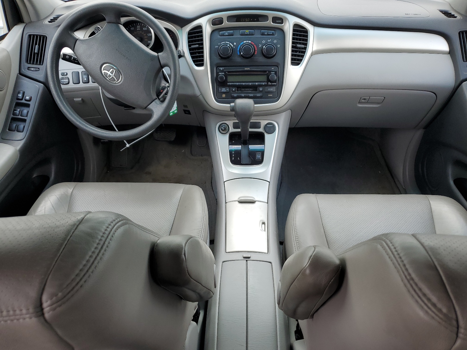 JTEDP21A040003501 2004 Toyota Highlander Base