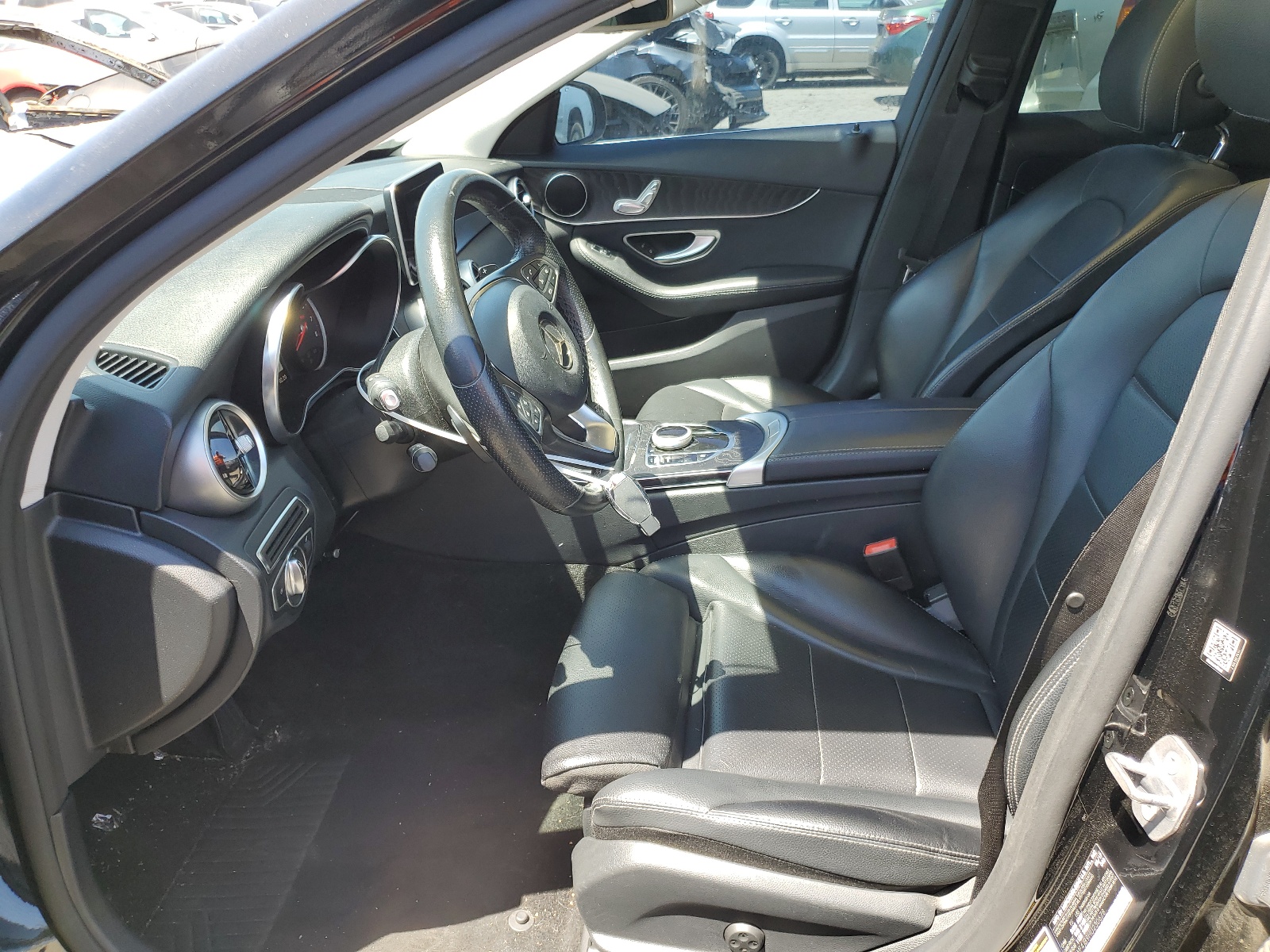 55SWF4JB9HU230678 2017 Mercedes-Benz C 300