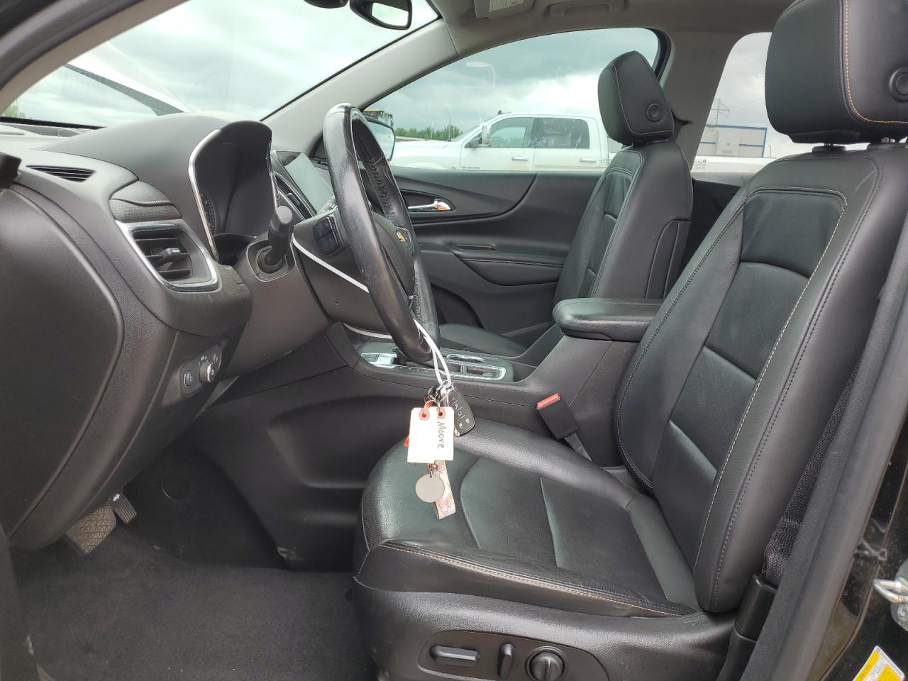 2GNAXYEXXK6137288 2019 Chevrolet Equinox Premier