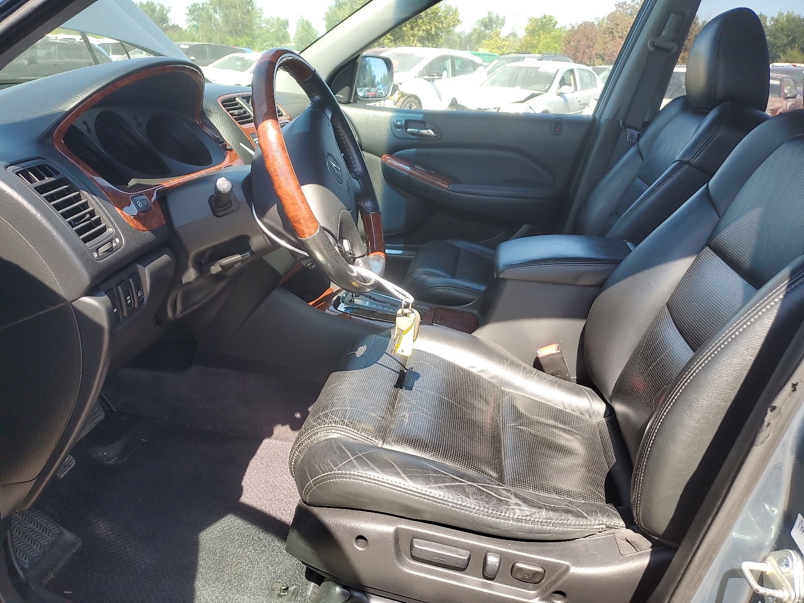 2HNYD18805H525211 2005 Acura Mdx Touring