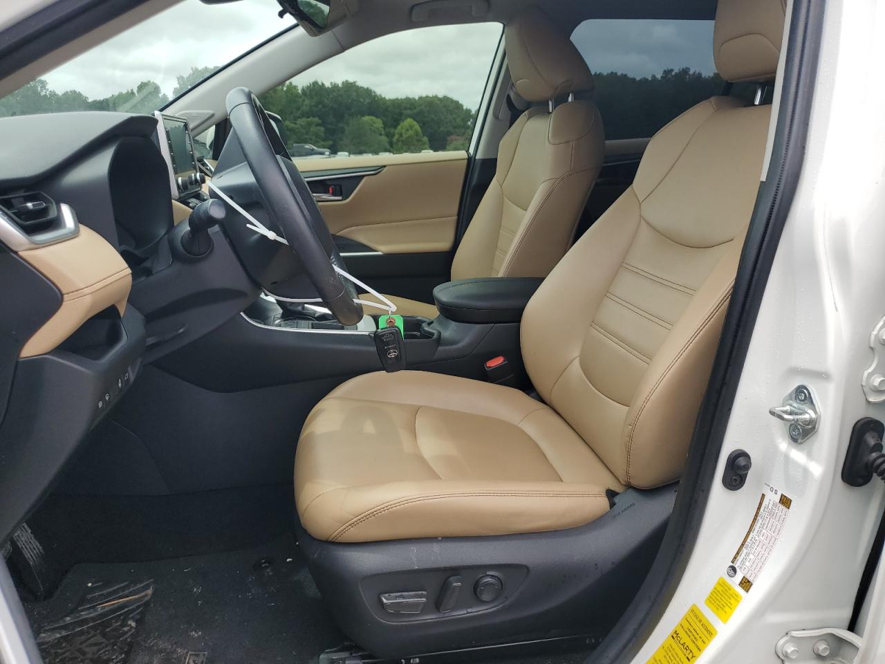 2020 Toyota Rav4 Xle Premium VIN: JTMC1RFV9LD049583 Lot: 63029814