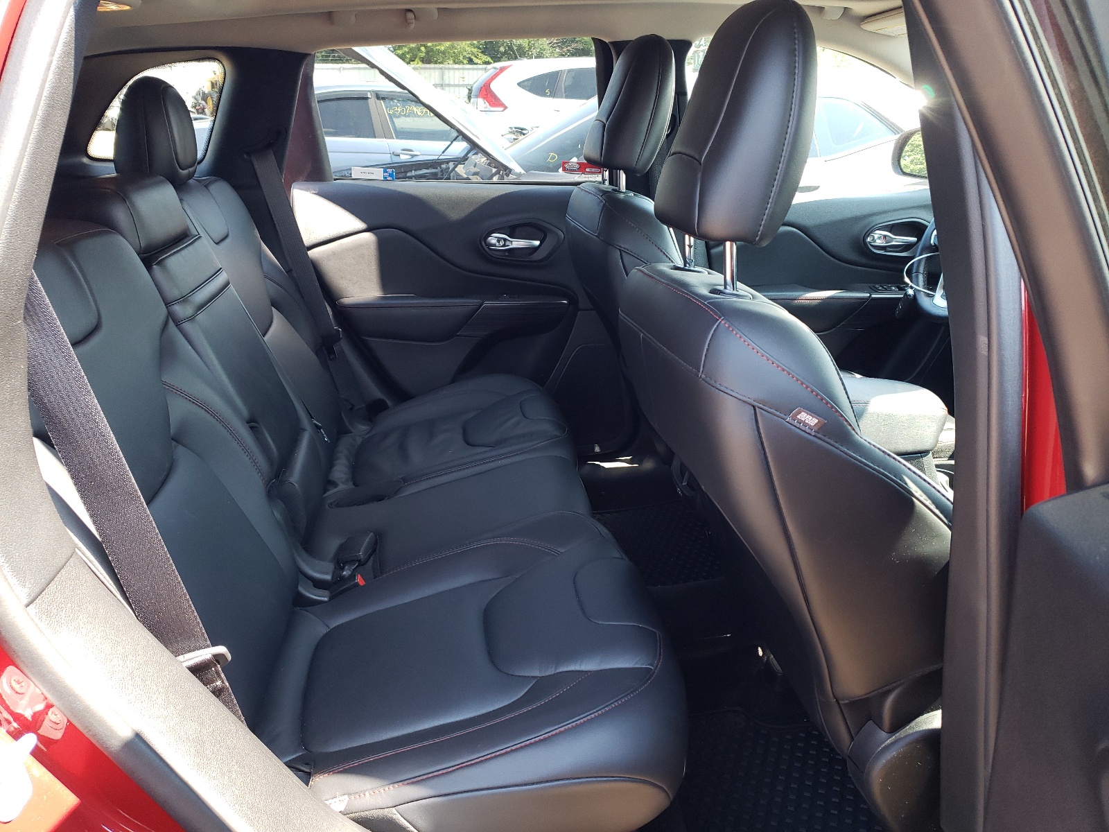 1C4PJMBS0GW253957 2016 Jeep Cherokee Trailhawk