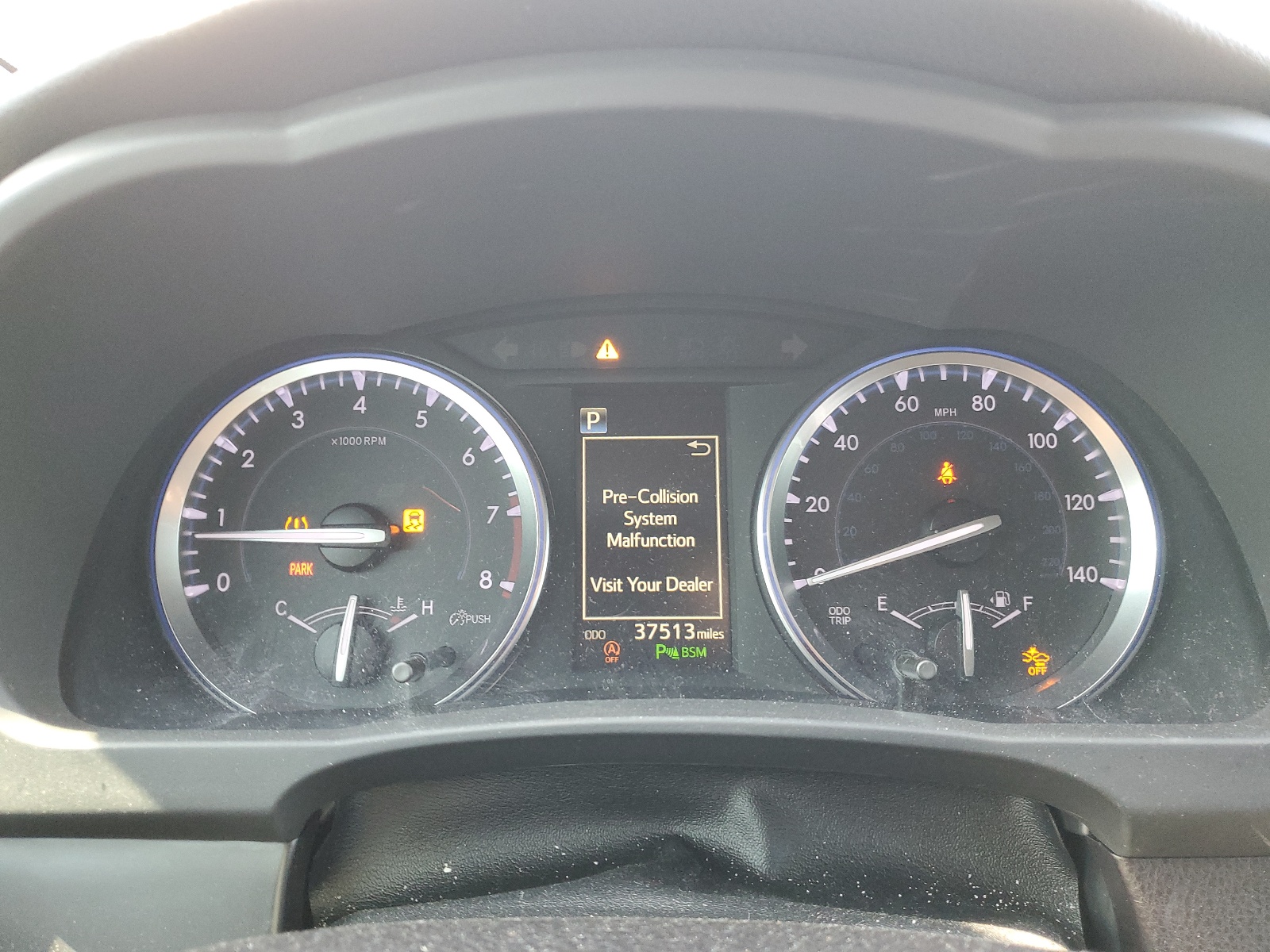 5TDDZRFH1KS961604 2019 Toyota Highlander Limited