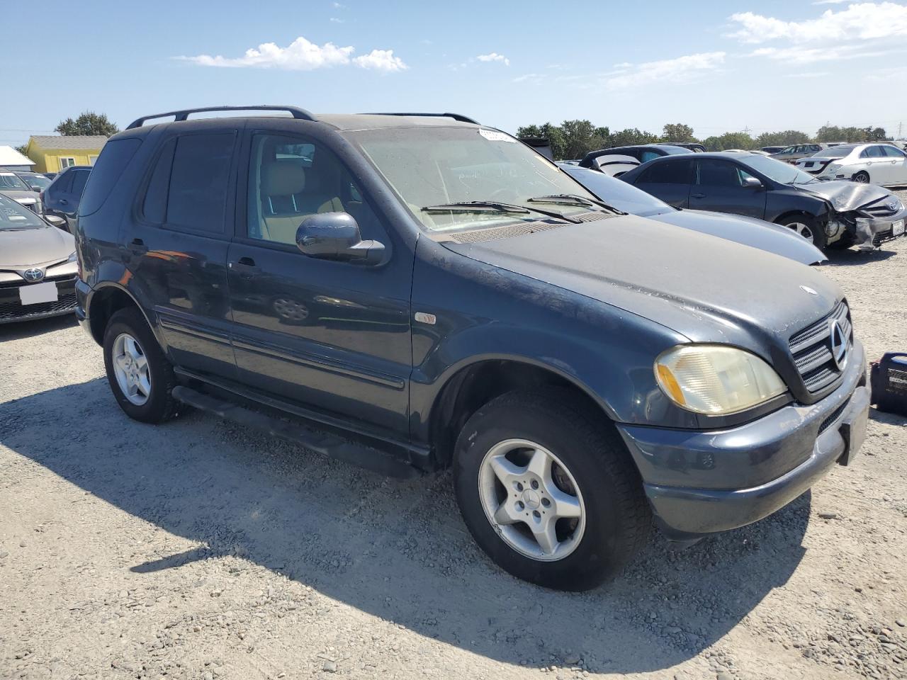 2000 Mercedes-Benz Ml 320 VIN: 4JGAB54E5YA197380 Lot: 63033194