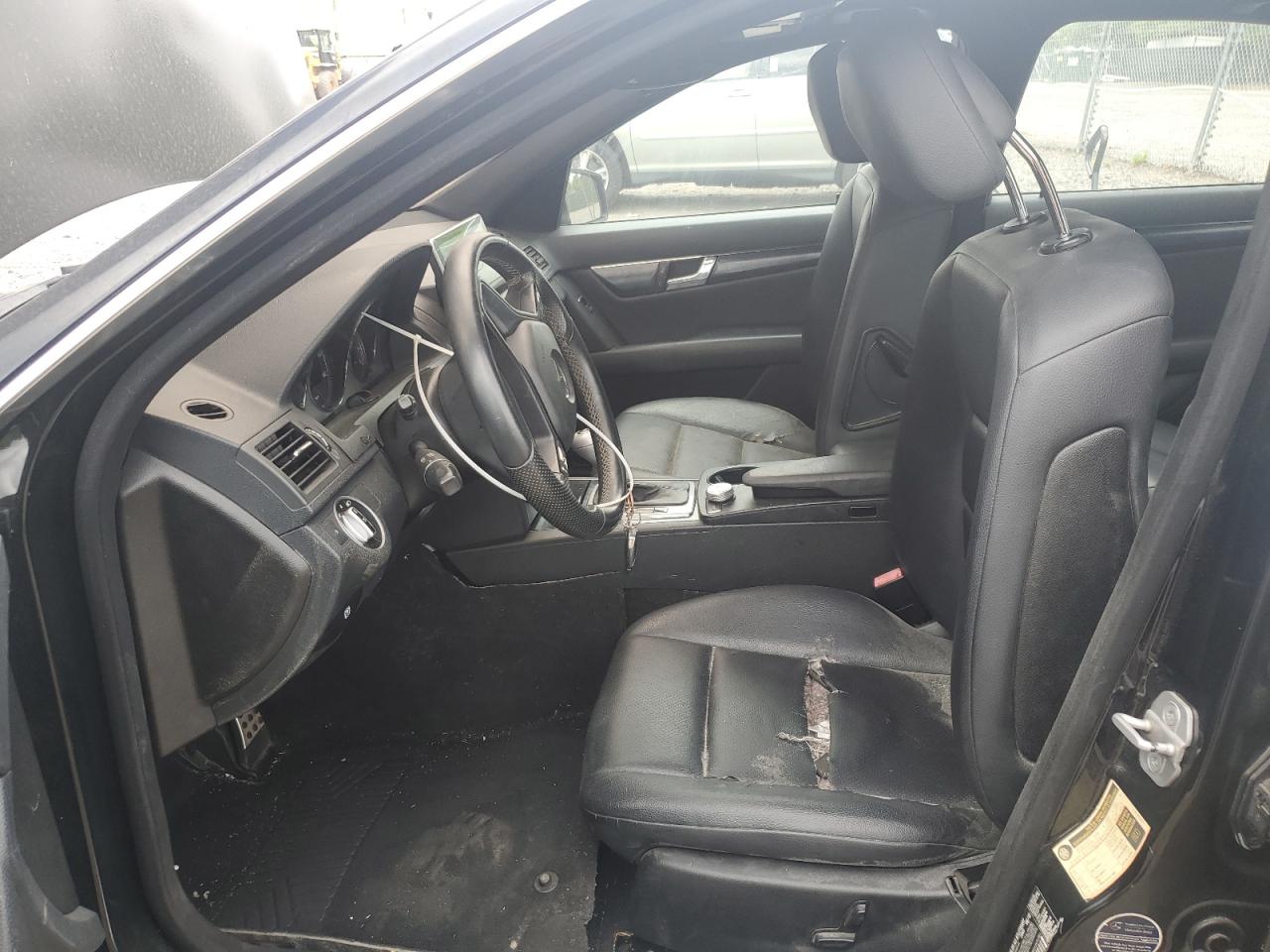 2011 Mercedes-Benz C 300 4Matic VIN: WDDGF8BB2BR143904 Lot: 64698254