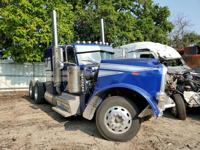 2023 Peterbilt 389 