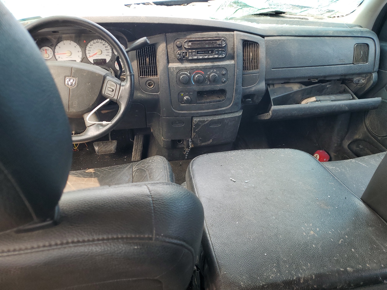 1D7HU18D04J147073 2004 Dodge Ram 1500 St