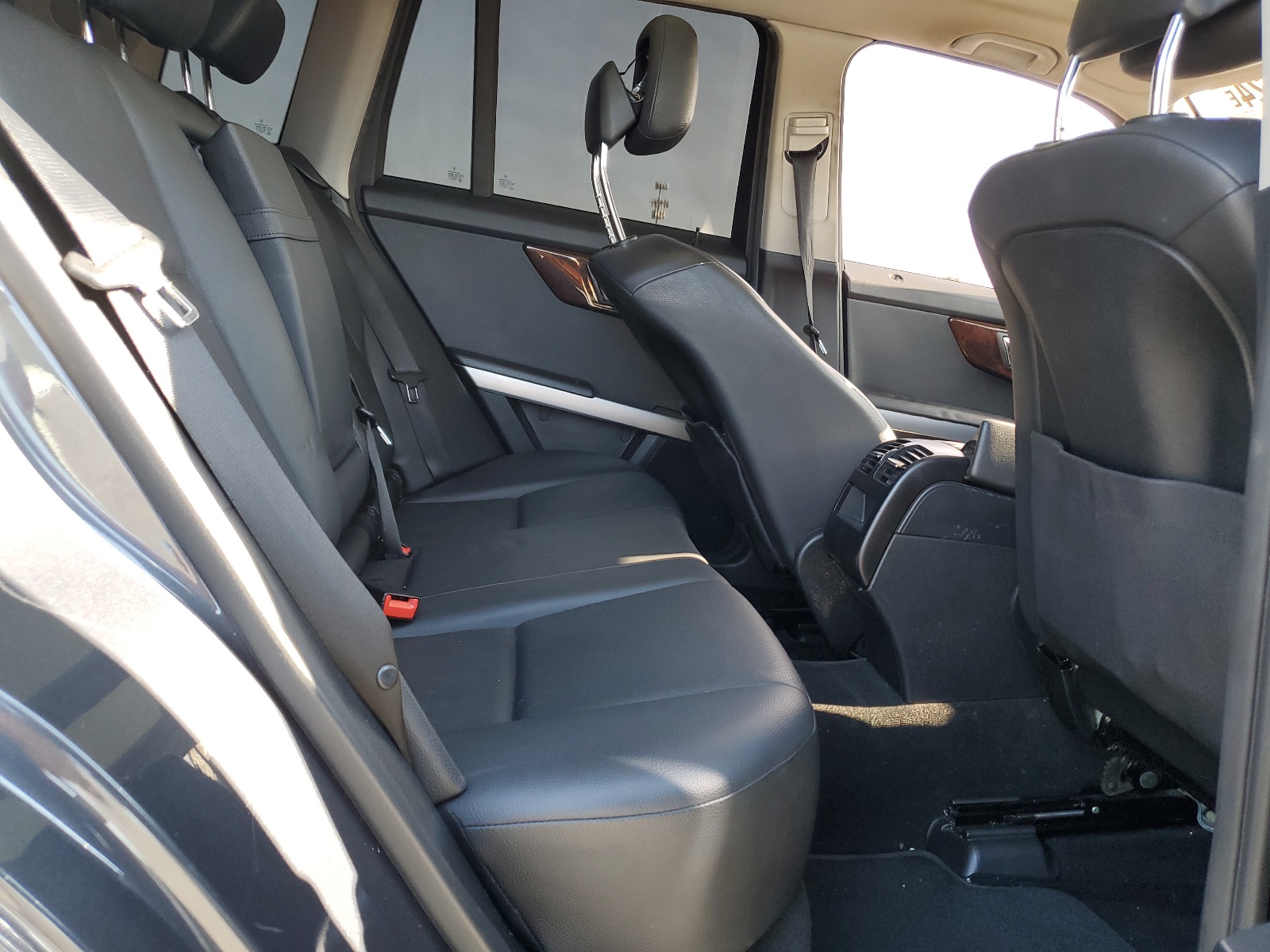 WDCGG8HB1BF683870 2011 Mercedes-Benz Glk 350 4Matic