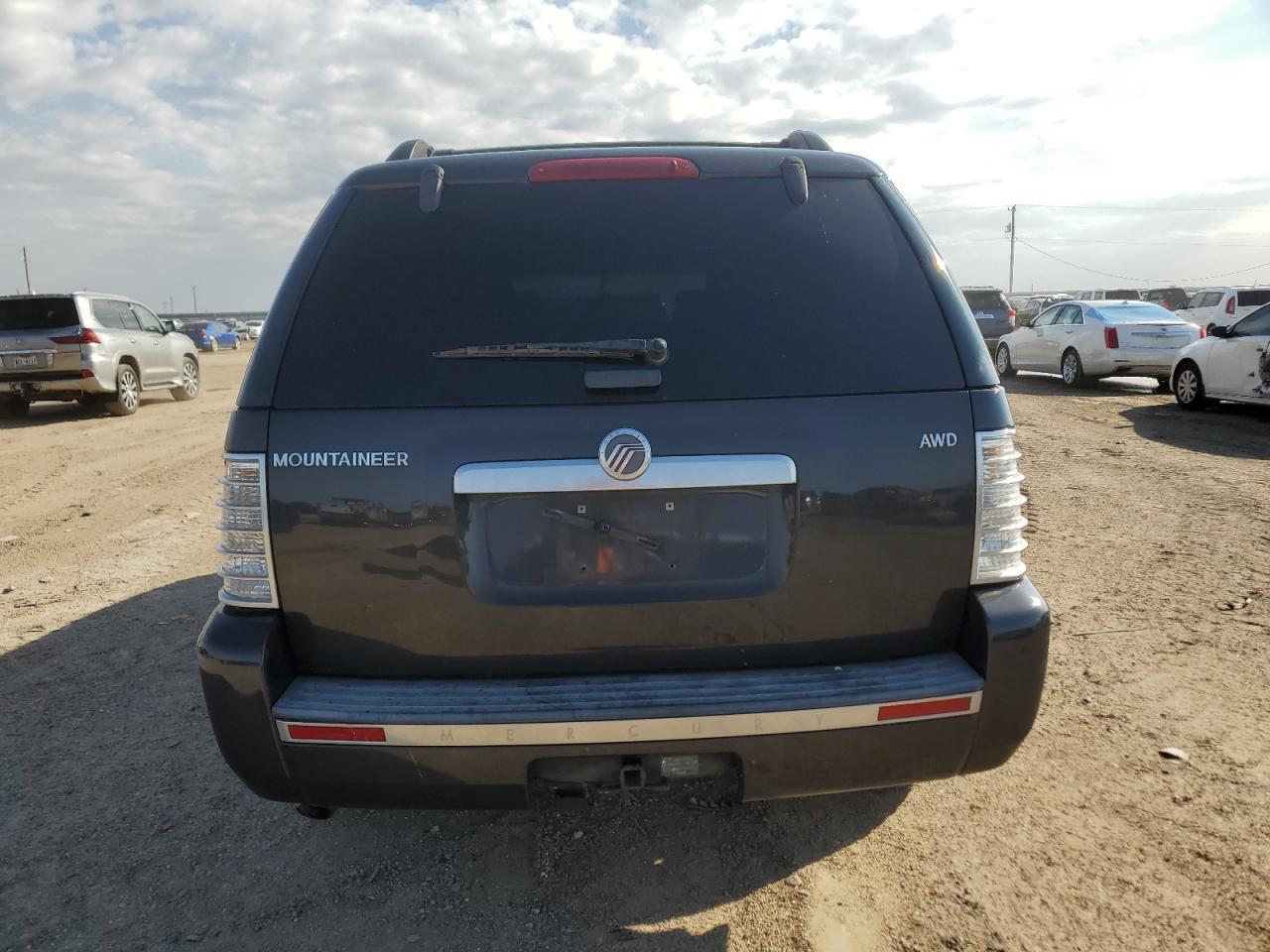 2007 Mercury Mountaineer Luxury VIN: 4M2EU47E27UJ22939 Lot: 63706704