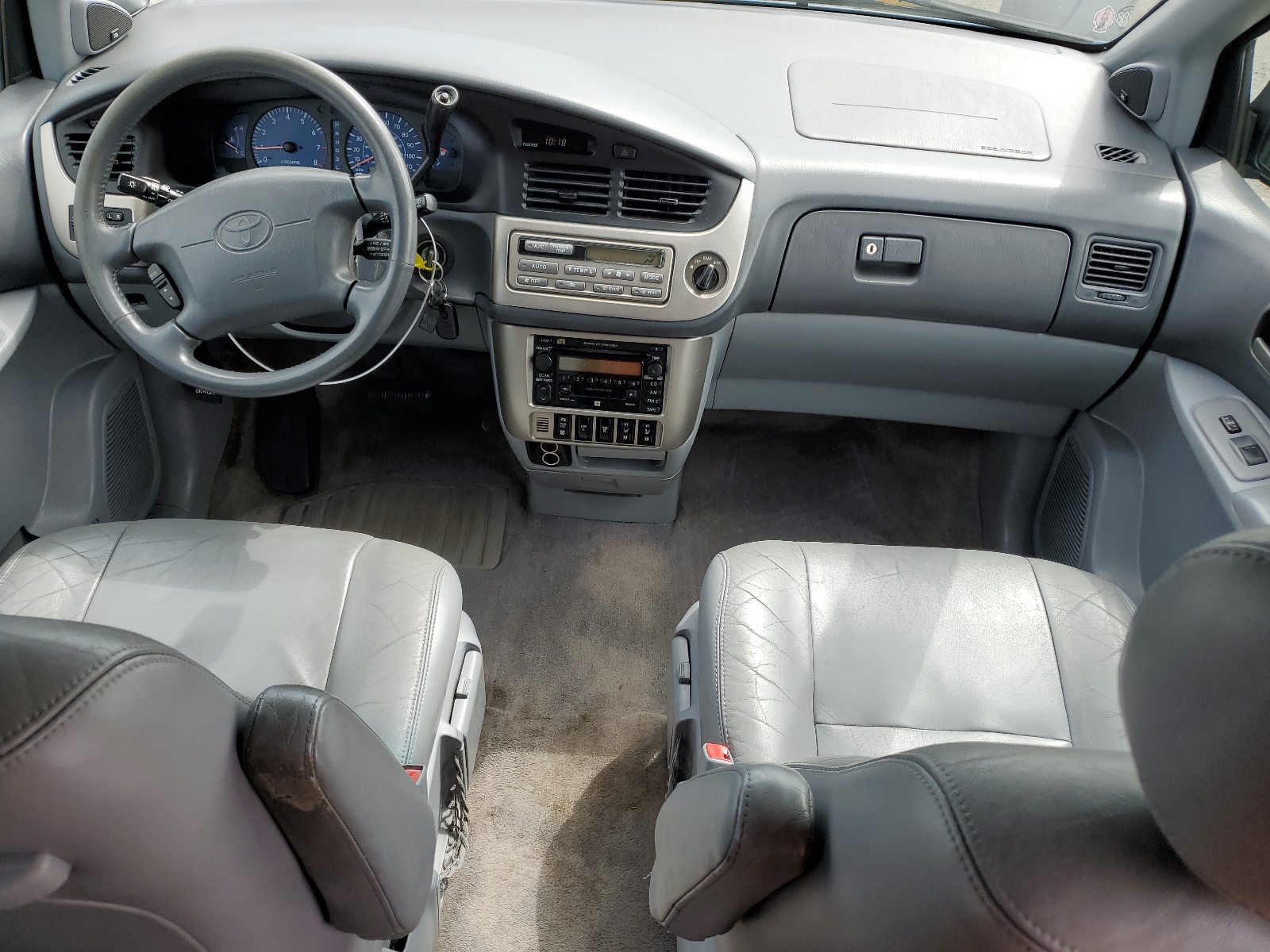 4T3ZF13C21U381610 2001 Toyota Sienna Le