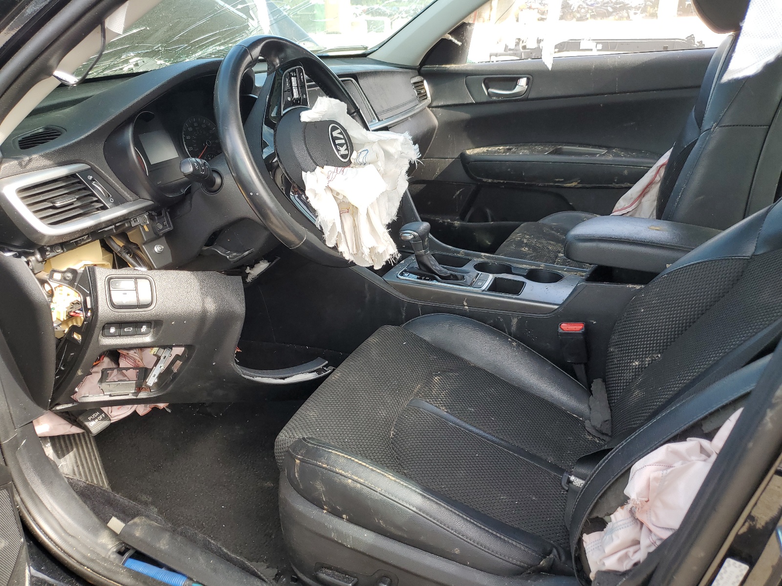 5XXGT4L39KG371792 2019 Kia Optima Lx