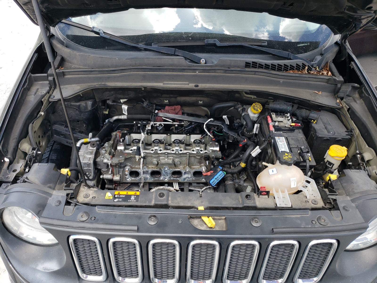ZACCJABB6HPG11414 2017 Jeep Renegade Latitude