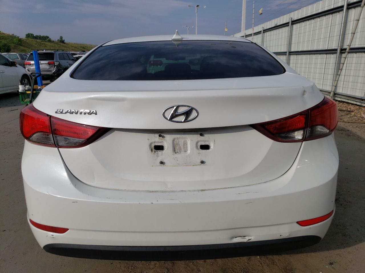 2016 Hyundai Elantra Se VIN: 5NPDH4AE2GH678144 Lot: 64947374