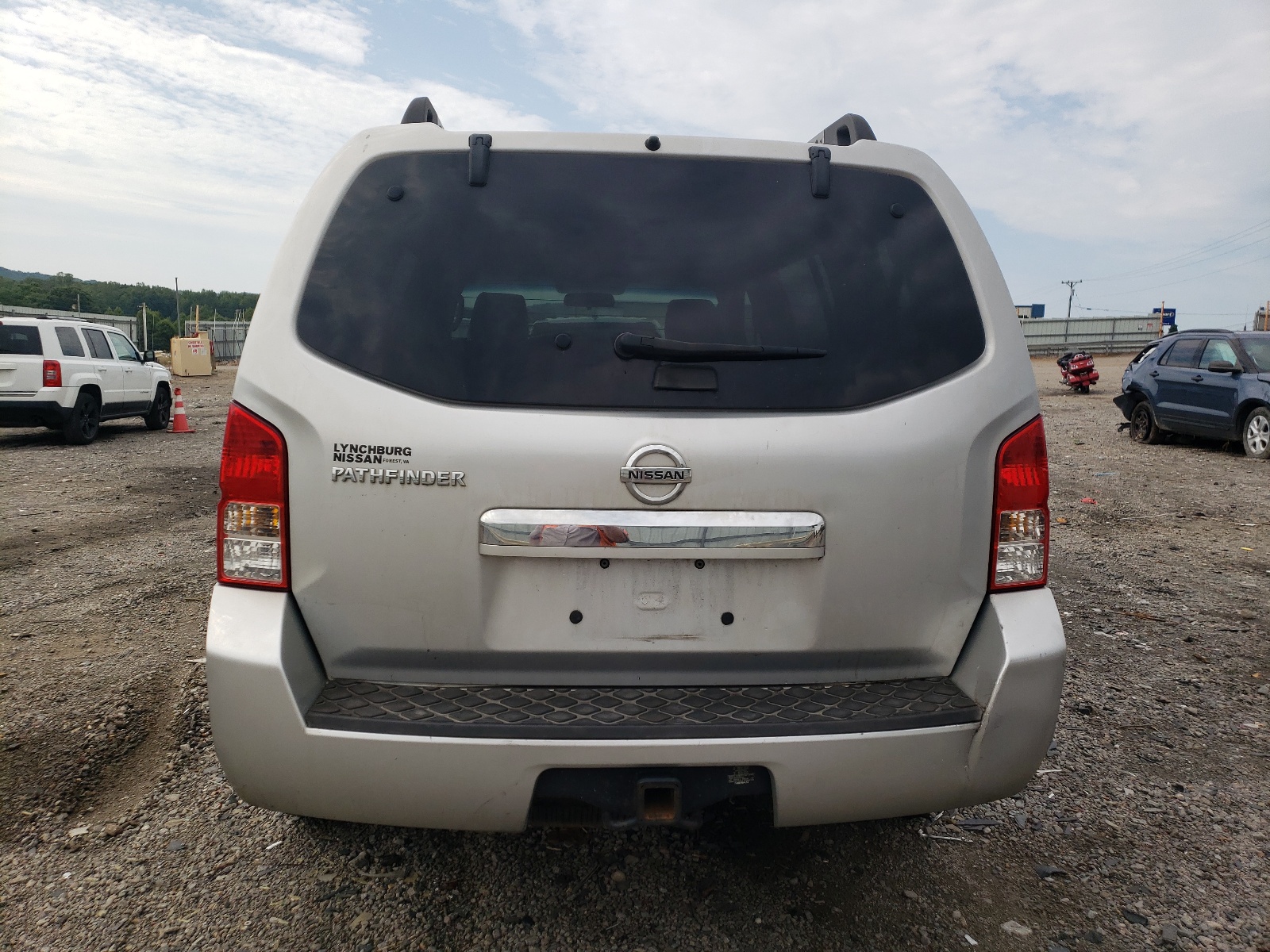 5N1AR1NN0BC626049 2011 Nissan Pathfinder S