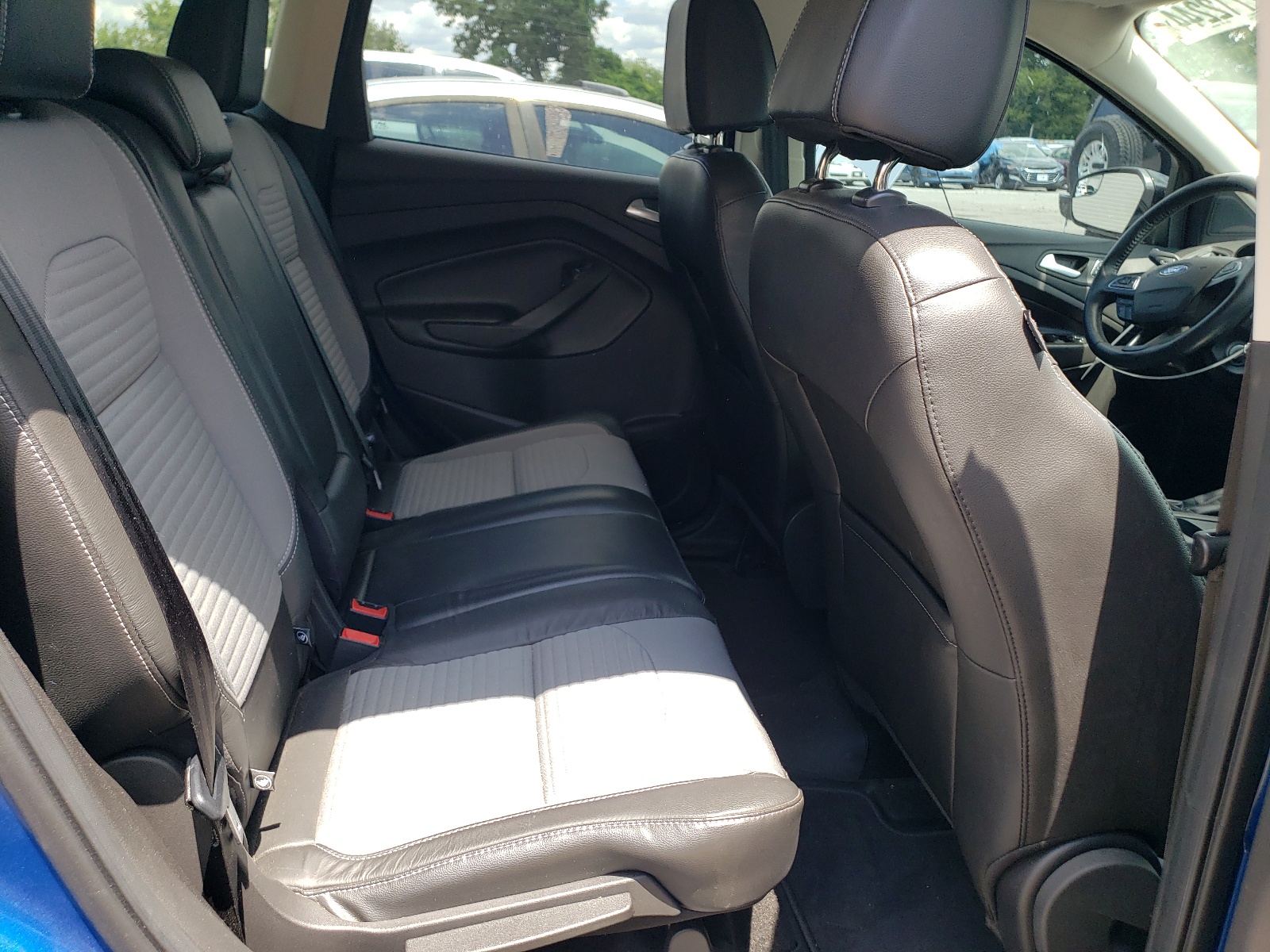 1FMCU9G91HUF10416 2017 Ford Escape Se