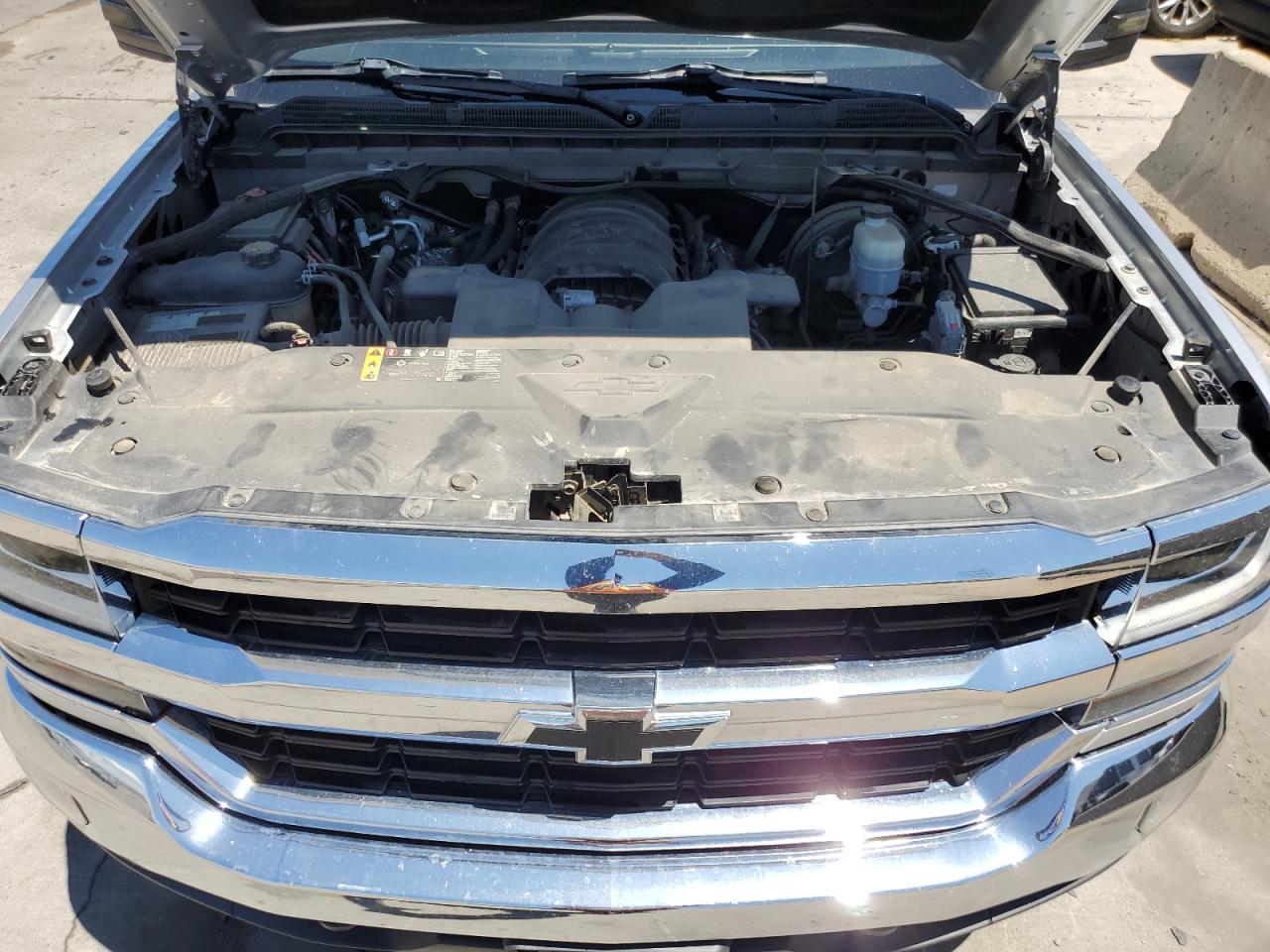 2018 Chevrolet Silverado K1500 Lt VIN: 3GCUKREC5JG524163 Lot: 62229654