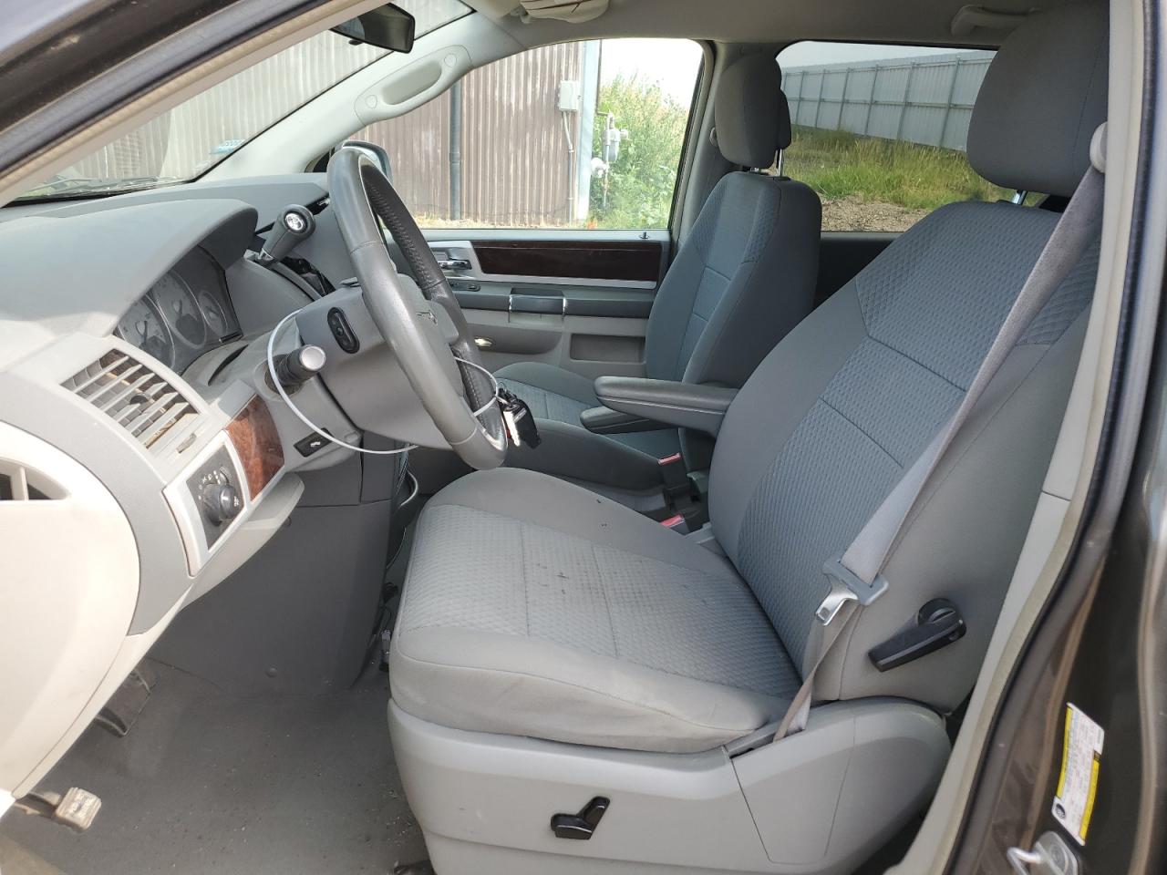 2010 Chrysler Town & Country Touring VIN: 2A4RR5D10AR386935 Lot: 64733534