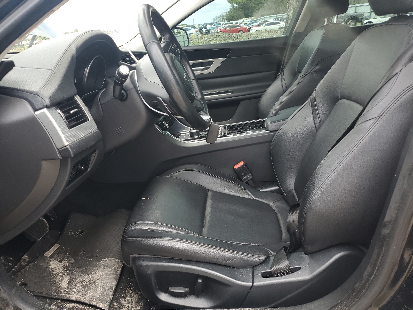 SAJBD4BV5HCY45502 2017 Jaguar Xf Premium