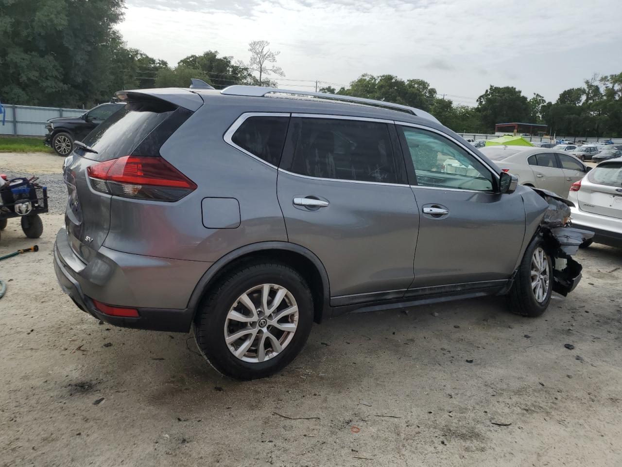 2018 Nissan Rogue S VIN: KNMAT2MT1JP591797 Lot: 62513534