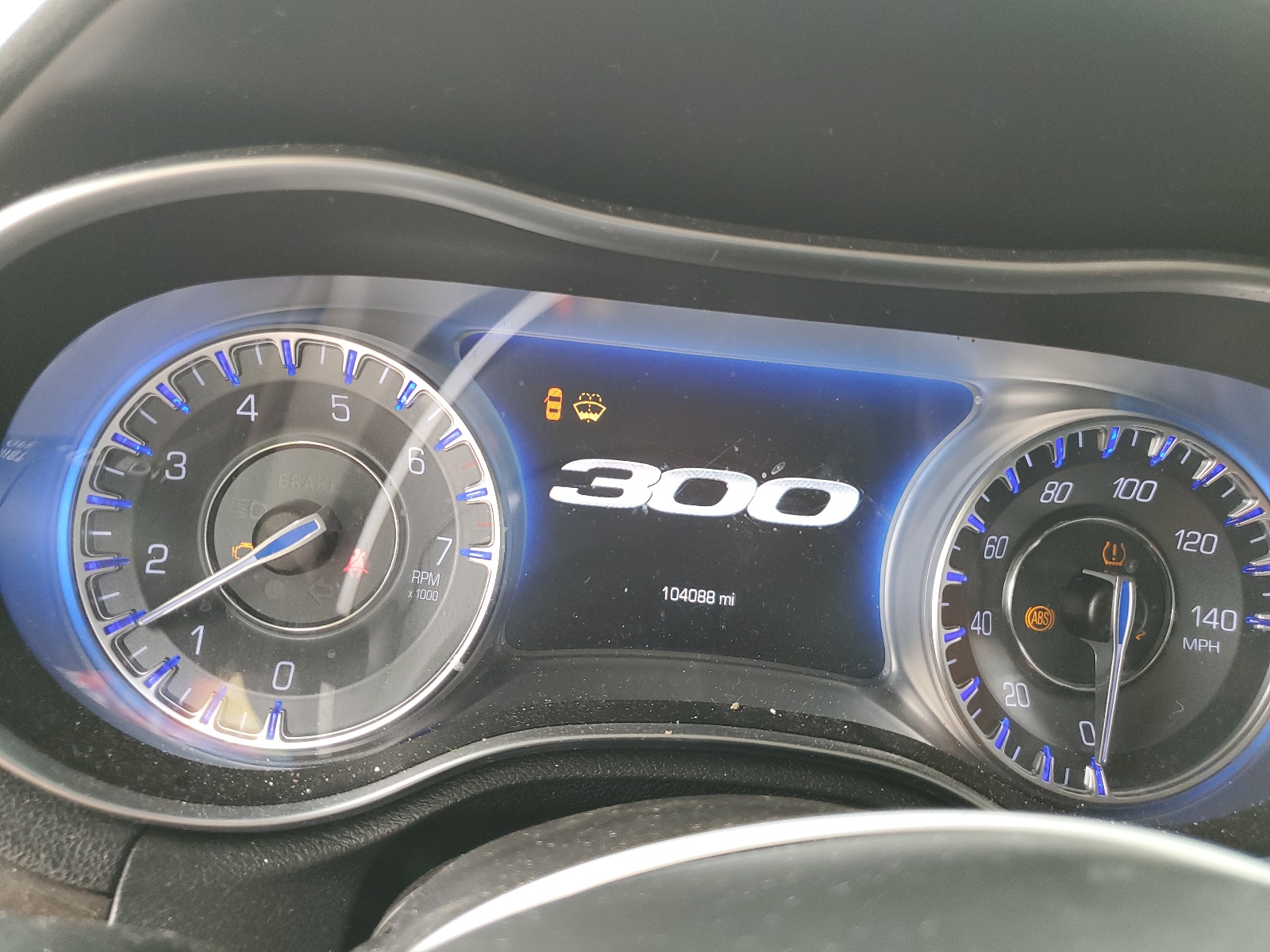 2C3CCAKG7JH268999 2018 Chrysler 300 Limited