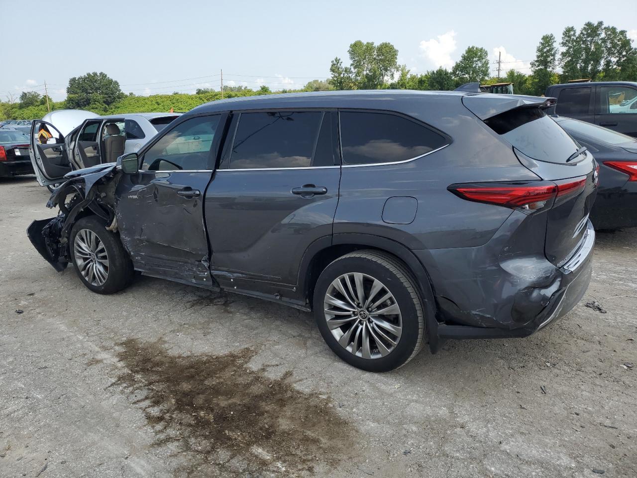 2021 Toyota Highlander Hybrid Platinum VIN: 5TDEBRCH9MS045902 Lot: 64420104