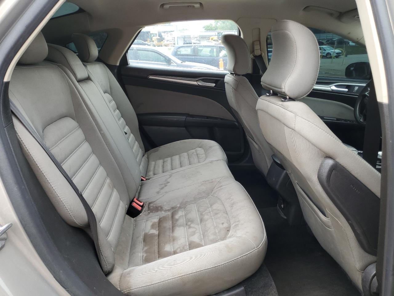 2015 Ford Fusion S VIN: 3FA6P0G79FR278273 Lot: 61813534