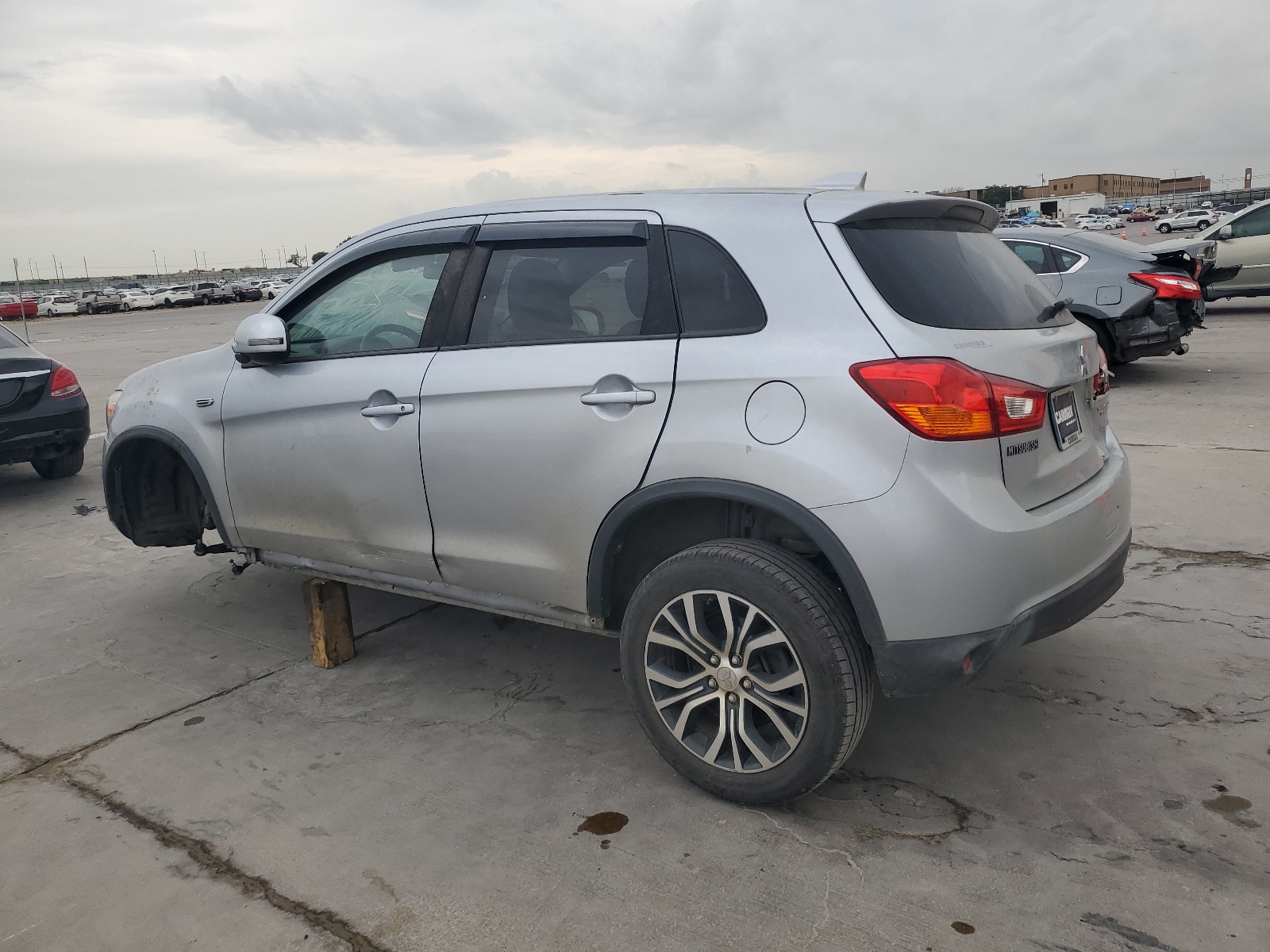 2017 Mitsubishi Outlander Sport Es vin: JA4AP3AU7HZ028169