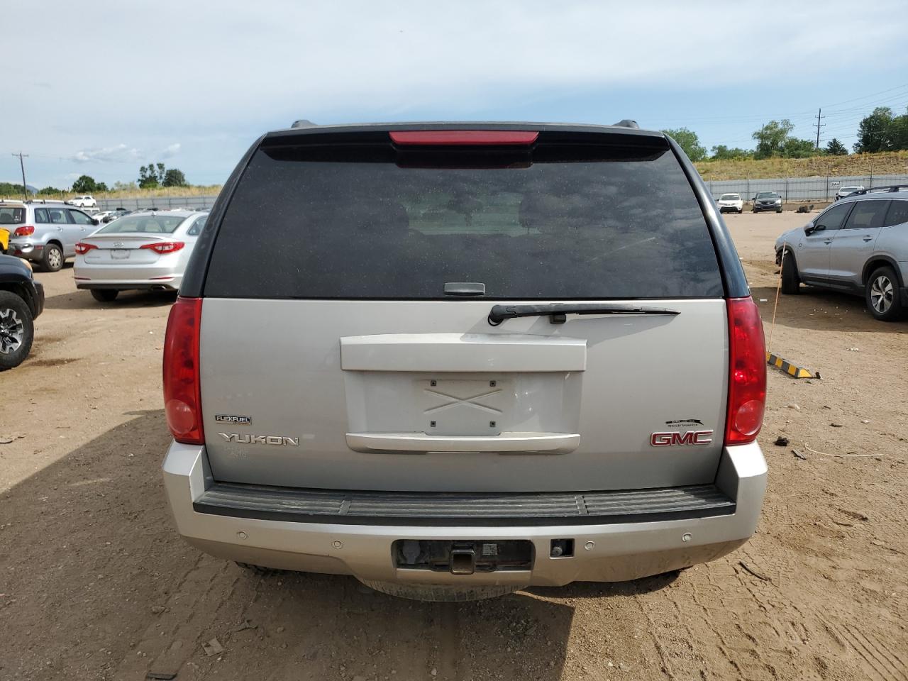 2008 GMC Yukon VIN: 1GKFK13048J208429 Lot: 63046354