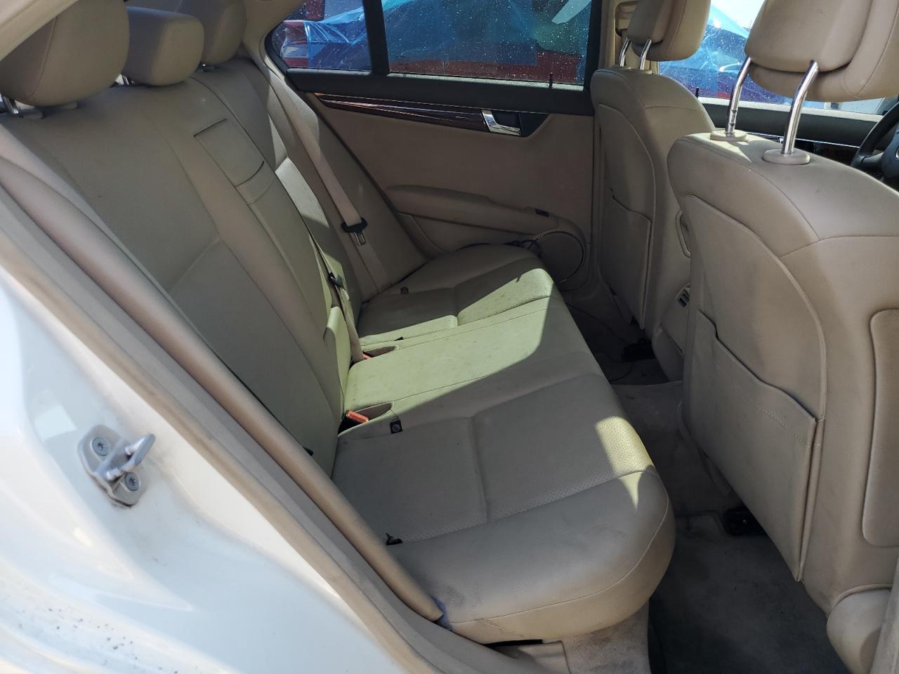 2011 Mercedes-Benz C 300 VIN: WDDGF5EB5BR154860 Lot: 60725274