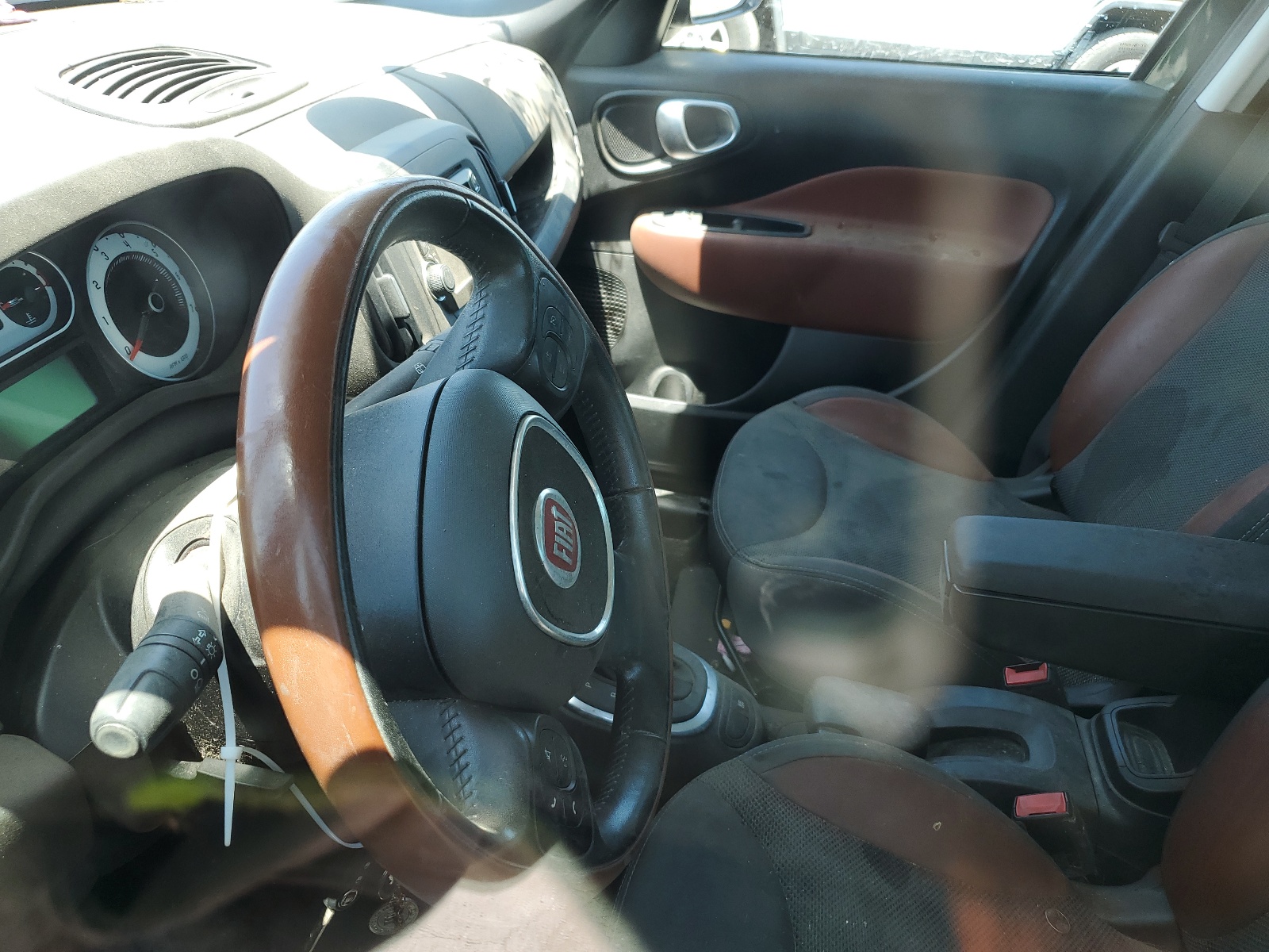 ZFBCFADH5EZ029033 2014 Fiat 500L Trekking