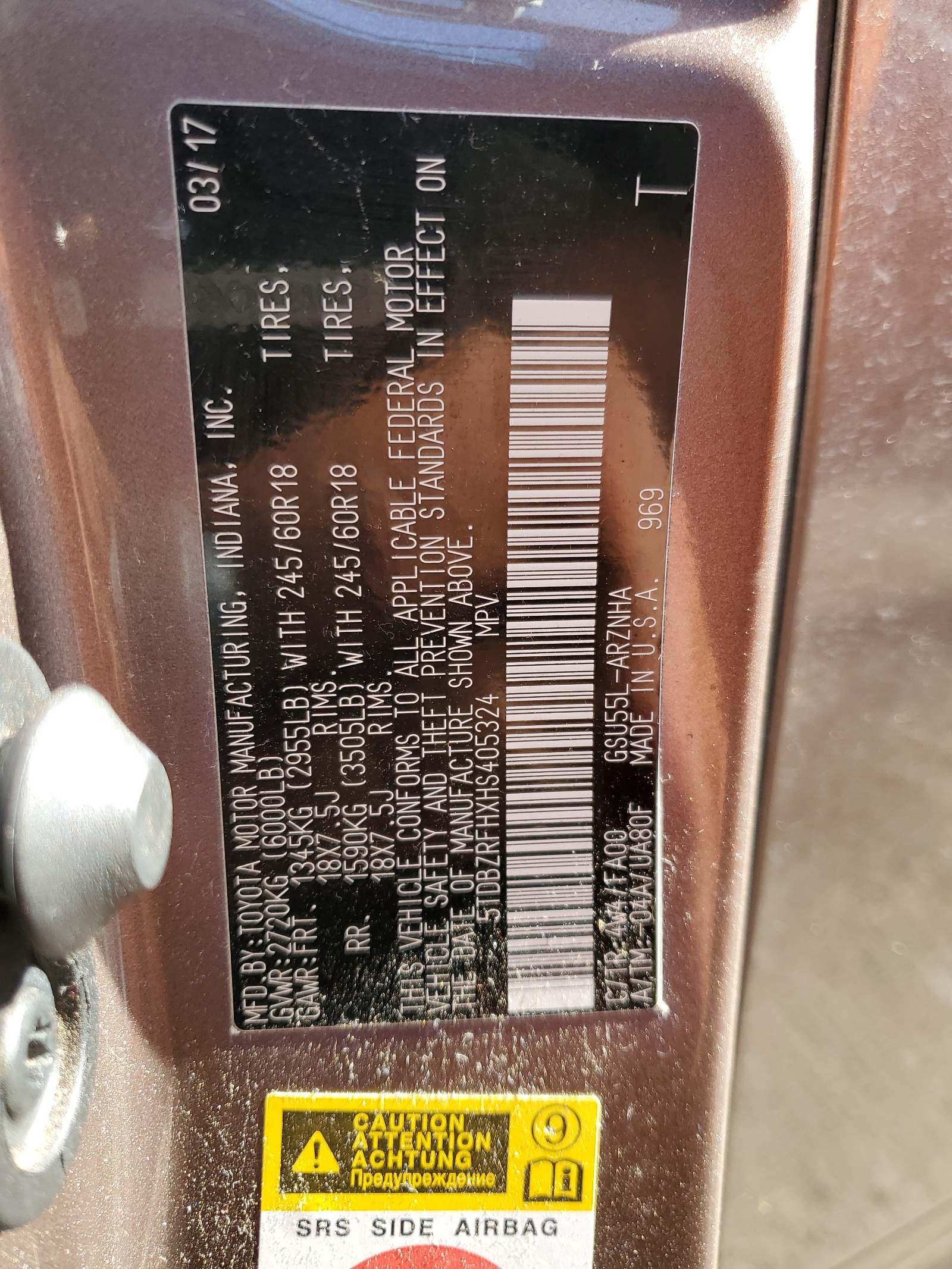 5TDBZRFHXHS405324 2017 Toyota Highlander Le