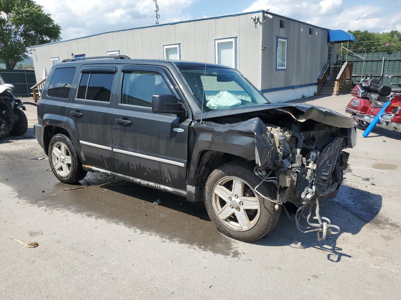 1J4NF1GB9AD675383 2010 Jeep Patriot Sport