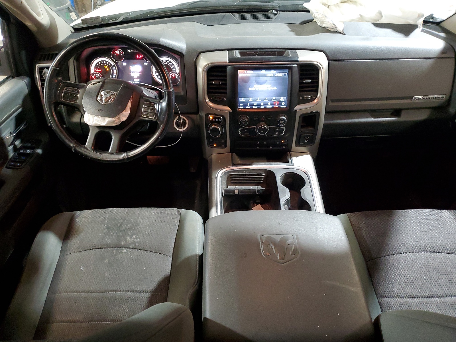 3C6RR7LT8JG130625 2018 Ram 1500 Slt